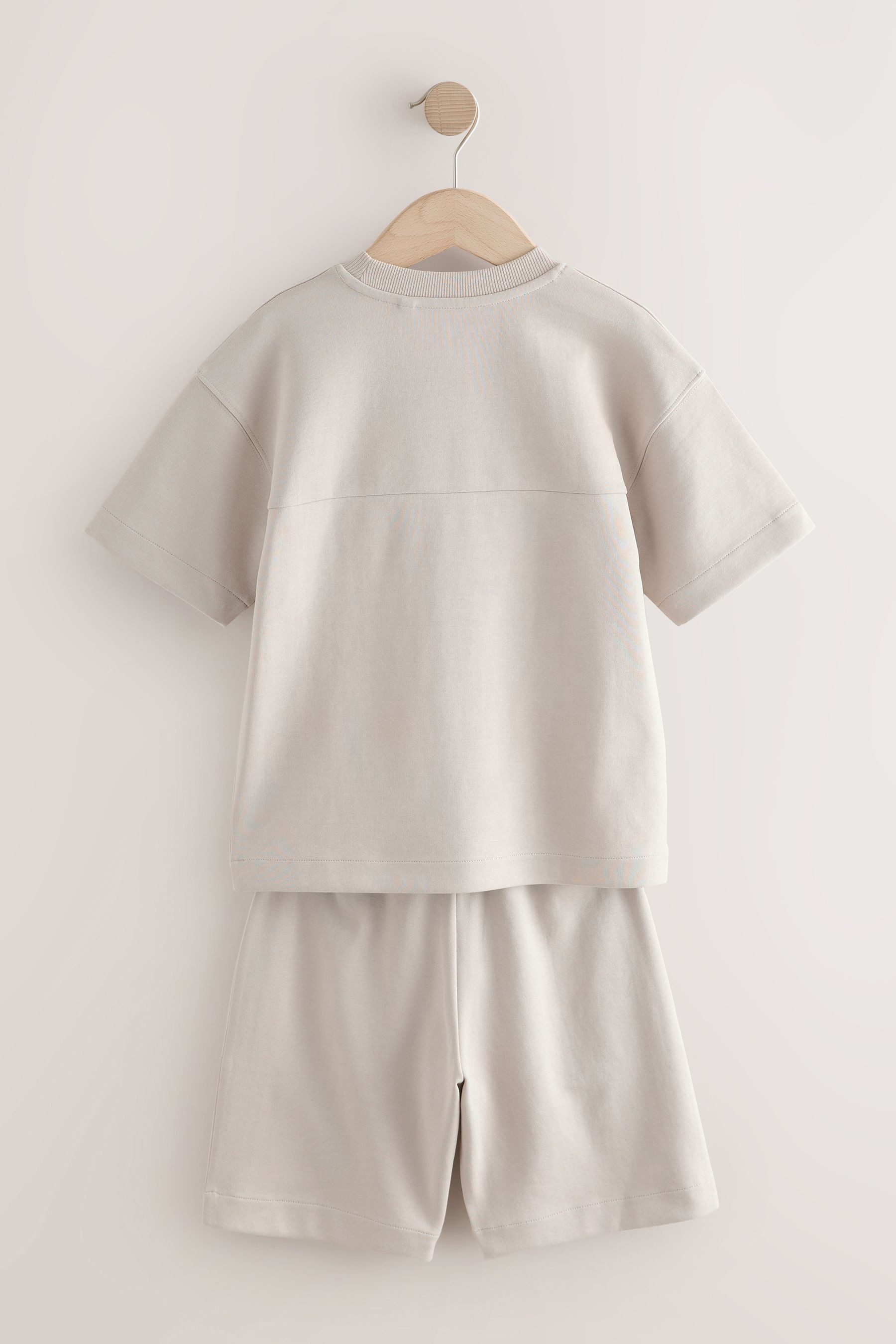 Next T-Shirt & Shorts Relaxed Fit T-Shirt und Shorts, Set (2-tlg)