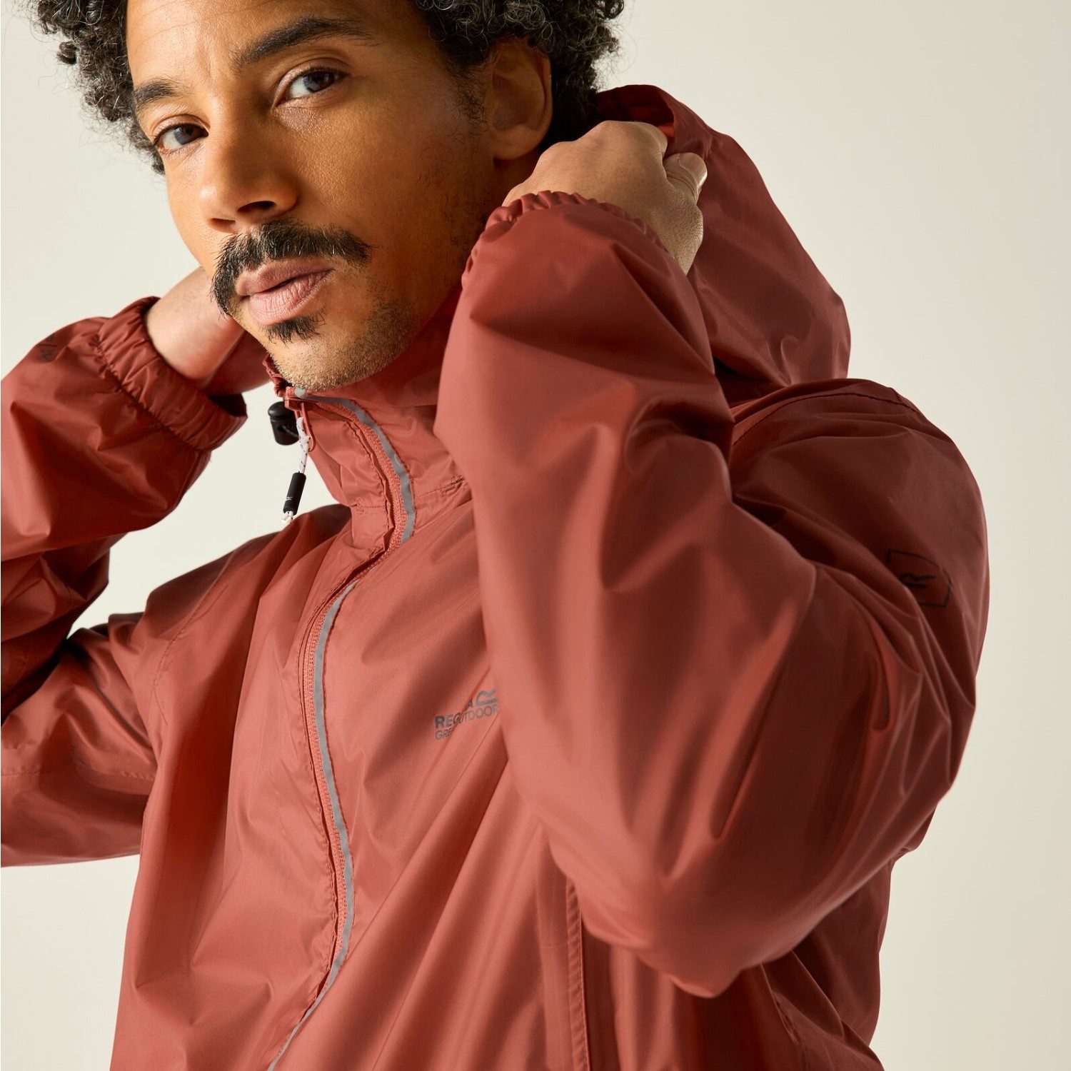 Regatta Regenjacke Regenjacke Wasserdicht packbar mit Kapuze