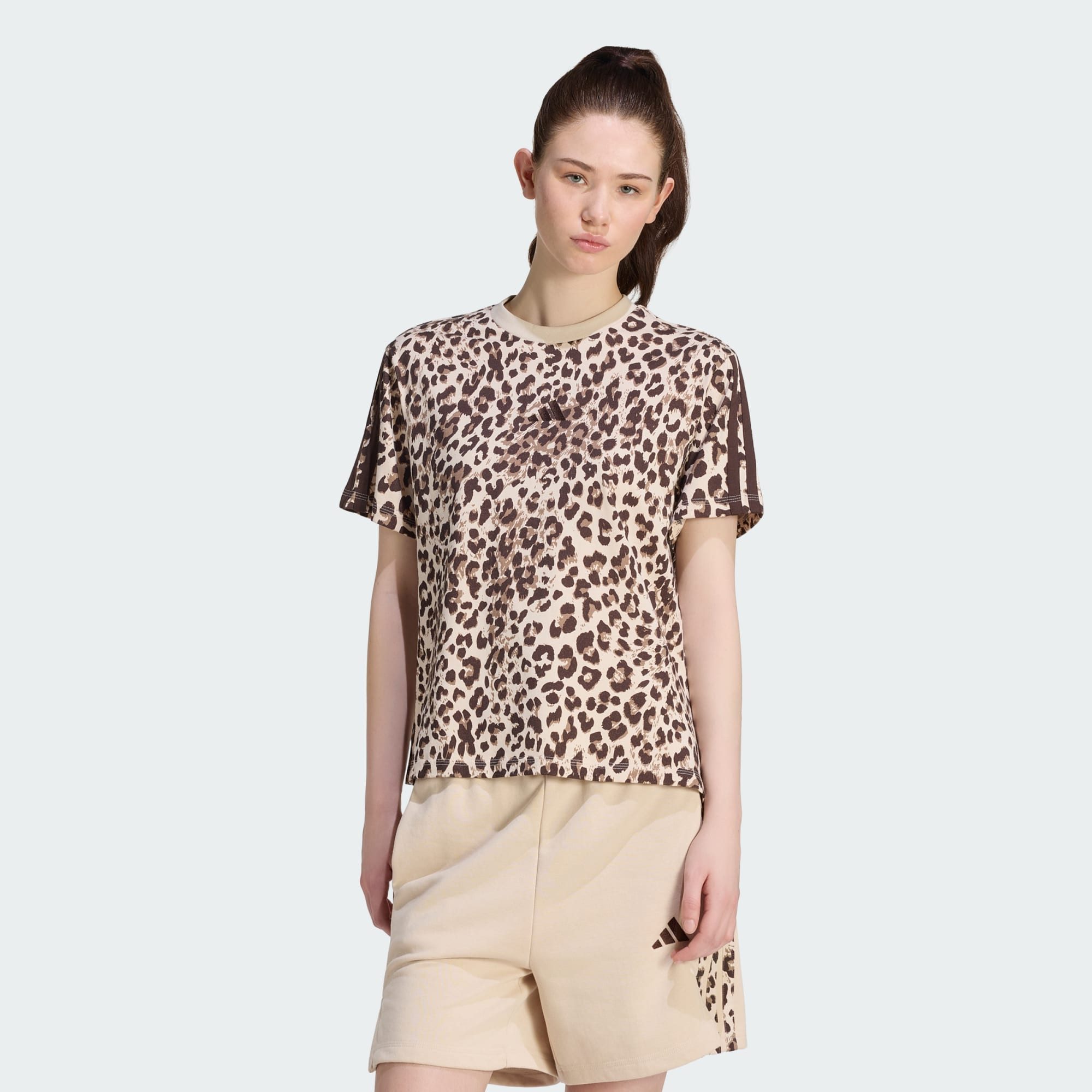adidas Sportswear T-Shirt SEASONAL ESSENTIALS T-SHIRT MIT ANIMALPRINT (1-tlg)