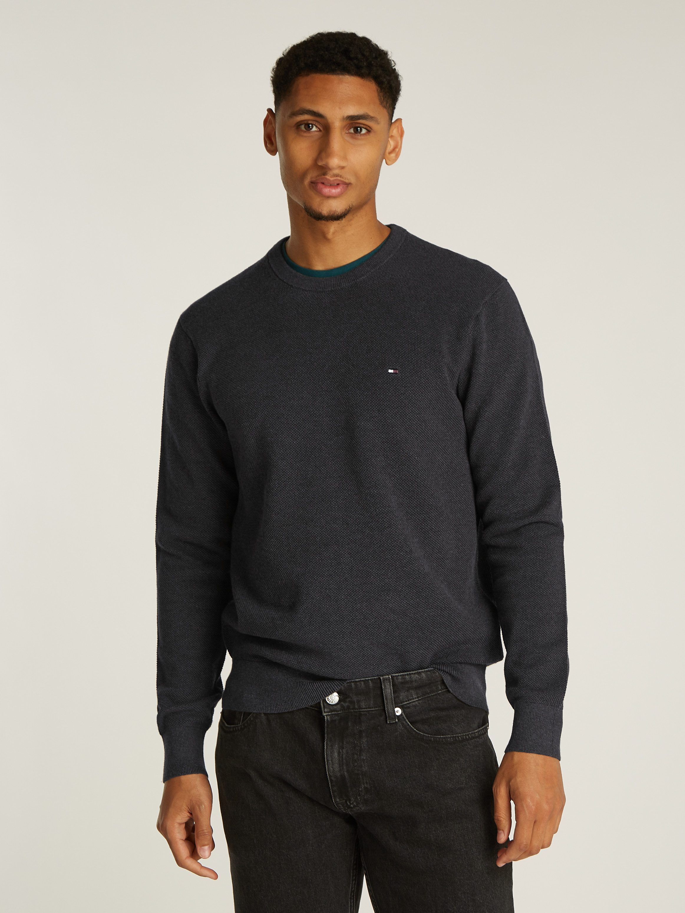 Tommy Hilfiger Rundhalspullover ESSENTIAL STRUCTURE CREW NECK mit Struktur und Label unifarben, casual, regular fit, Baumwolle, Rundhals