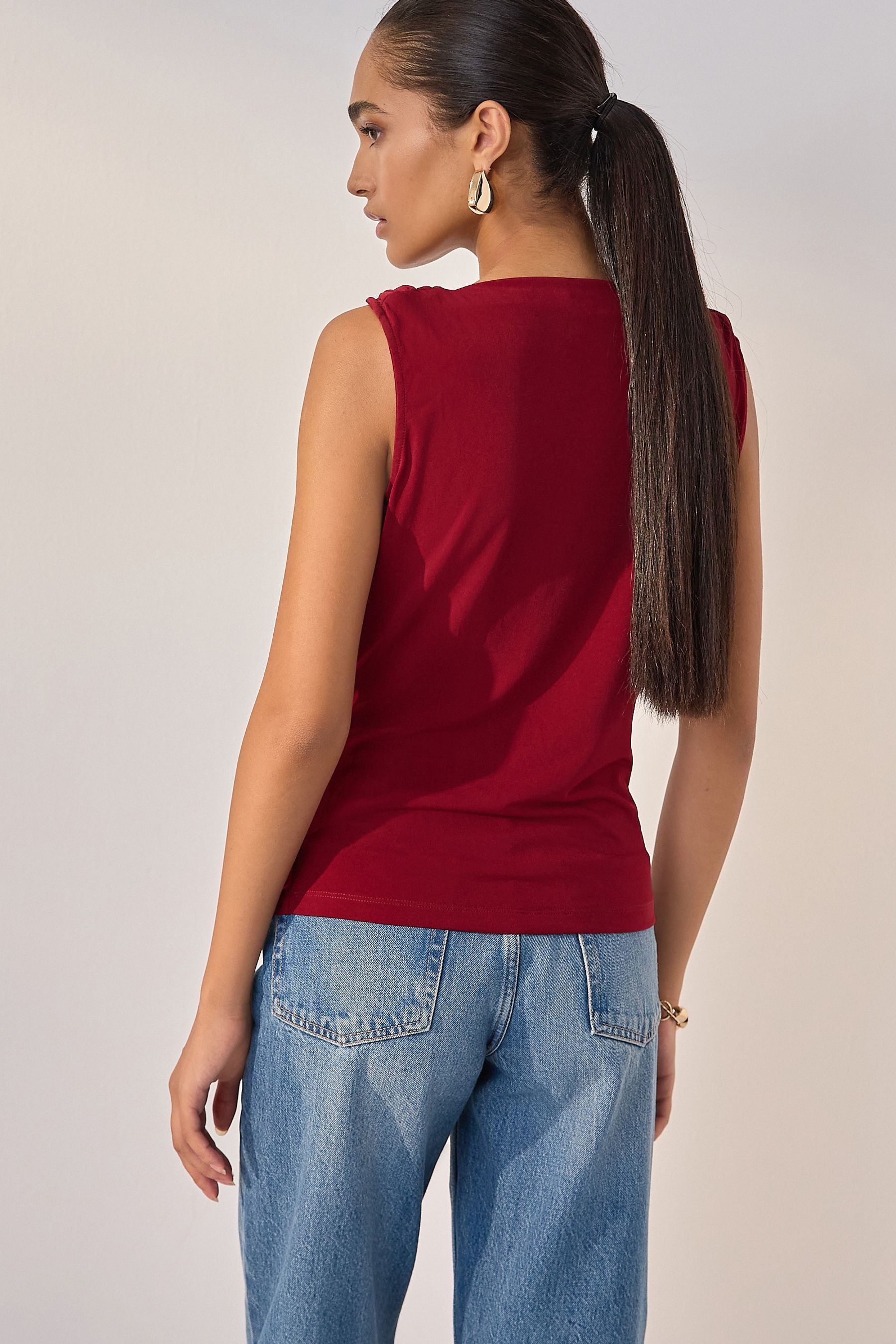 Next Blusentop Ärmelloses, drapiertes Top mit Metalldetails (1-tlg) günstig online kaufen