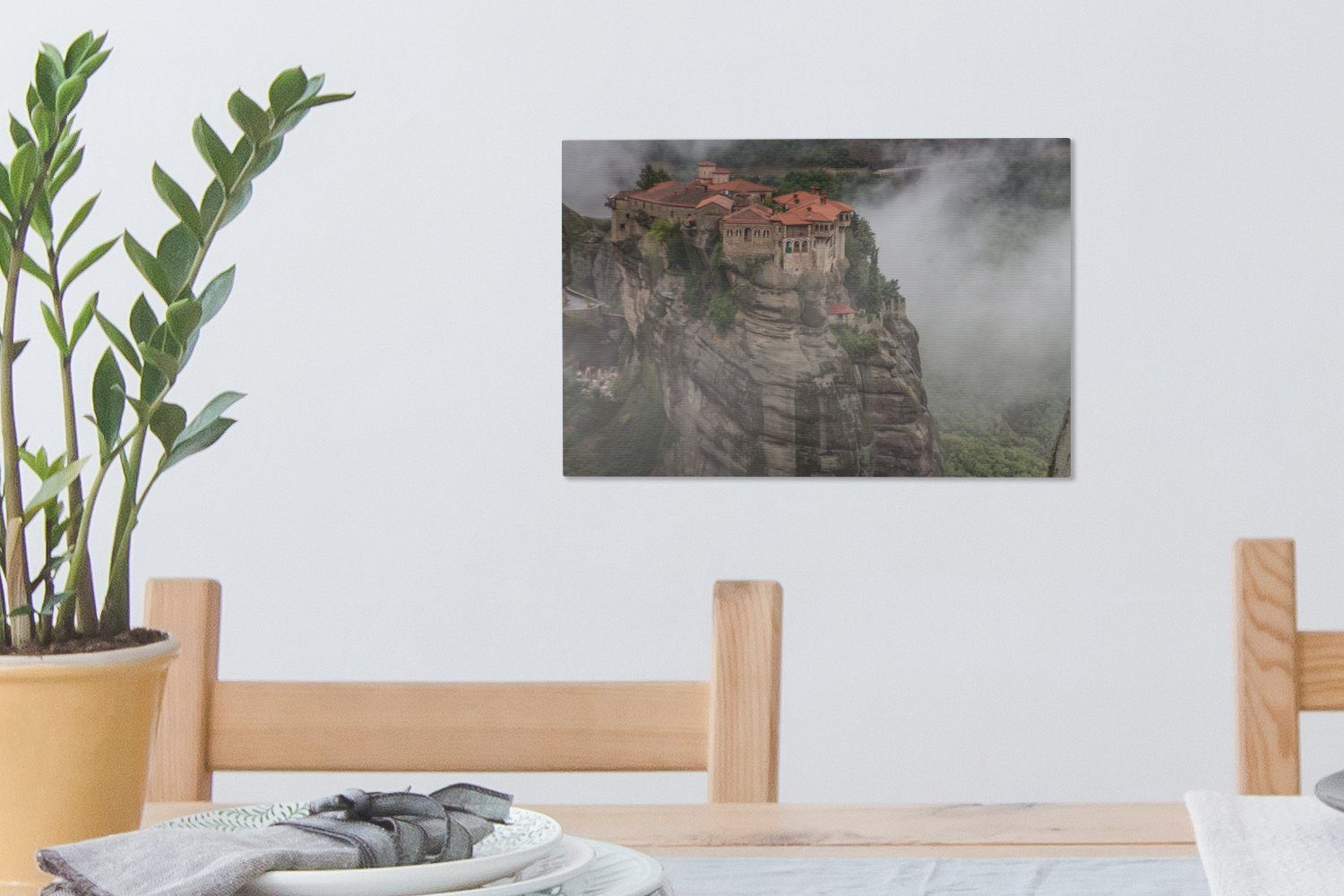 OneMillionCanvasses® Leinwandbild Die Meteora-Klöster cm Wolken, den (1 Leinwandbilder, Aufhängefertig, zwischen 30x20 St), Wanddeko, Wandbild