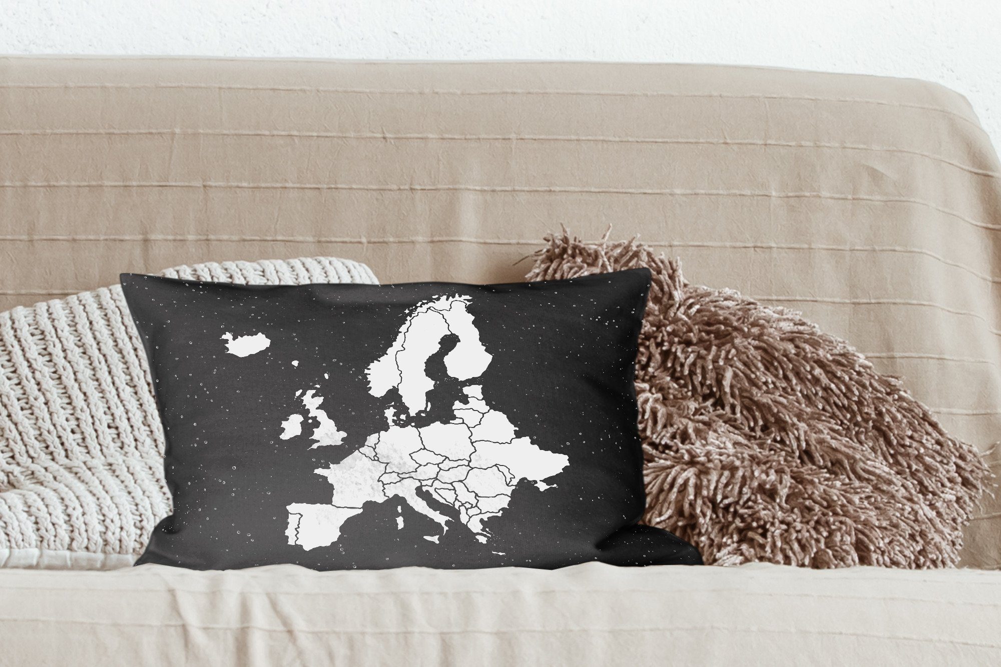 Füllung, Dekokissen mit Wohzimmer in Sternenhintergrund MuchoWow - Aquarell Dekokissen Schlafzimmer schwarz-weiß, Dekoration, Zierkissen, auf Europakarte