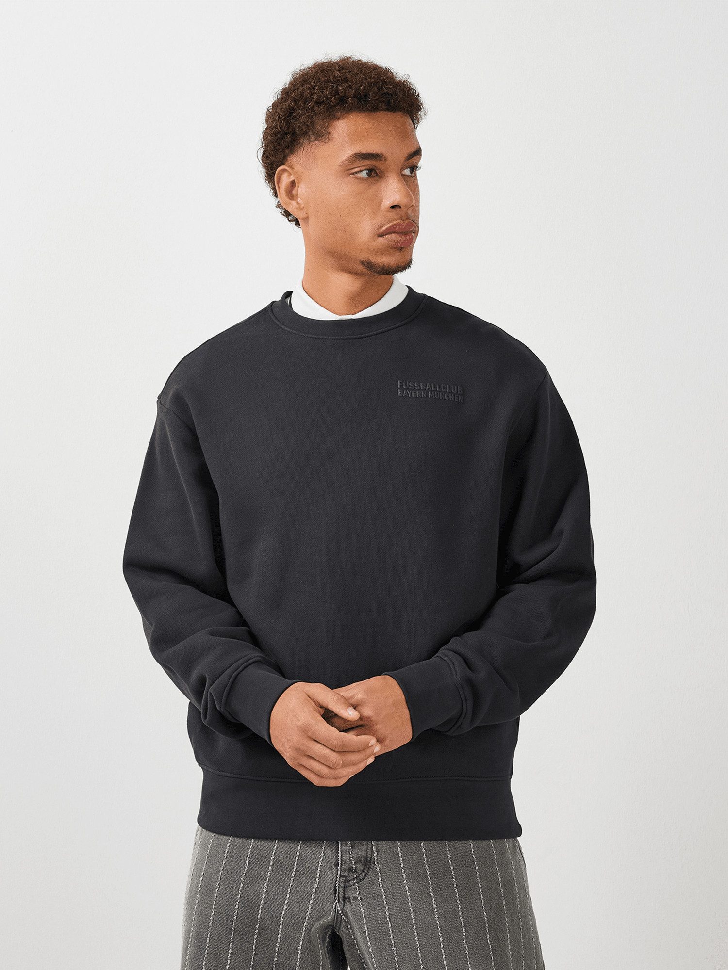 FC Bayern München Sweatshirt FC Bayern München, Sweatshirt Premium Essentials, Herren, Schwarz