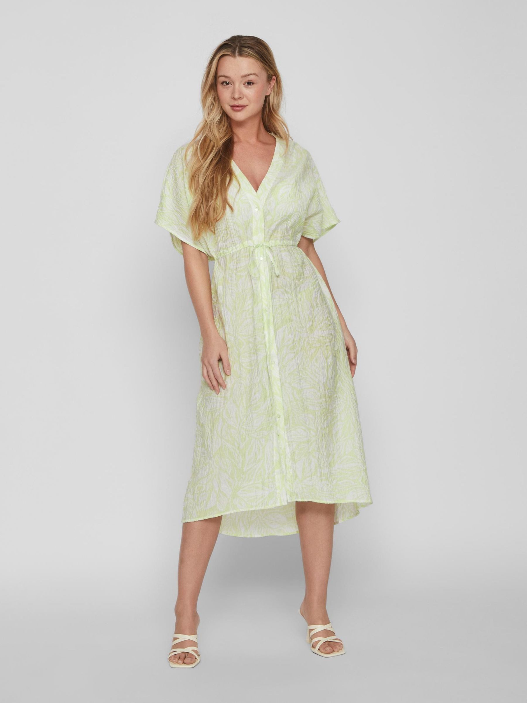 Vila Shirtkleid Lockeres Blusenkleid mit Knopfleiste Crepe Midi Dress VILIMIA für (extralang) LENZING™ ECOVERO™ nachhaltig Locker geschnitten Fit V-Ausschnitt