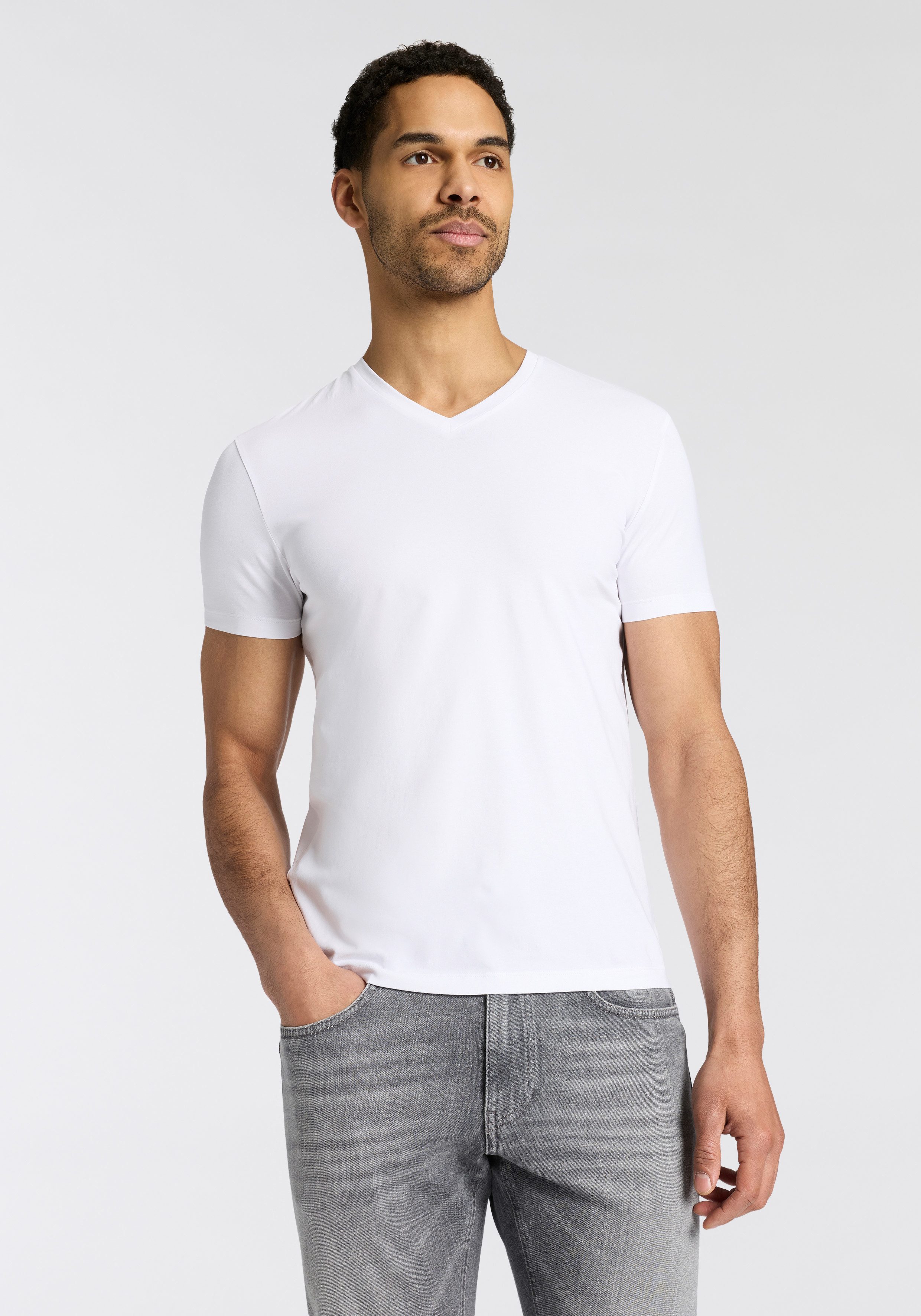 HUGO T-Shirt HUGO-V (Packung, 2er) V-Ausschnitt, Slim-Fit, HUGO Logo-Print