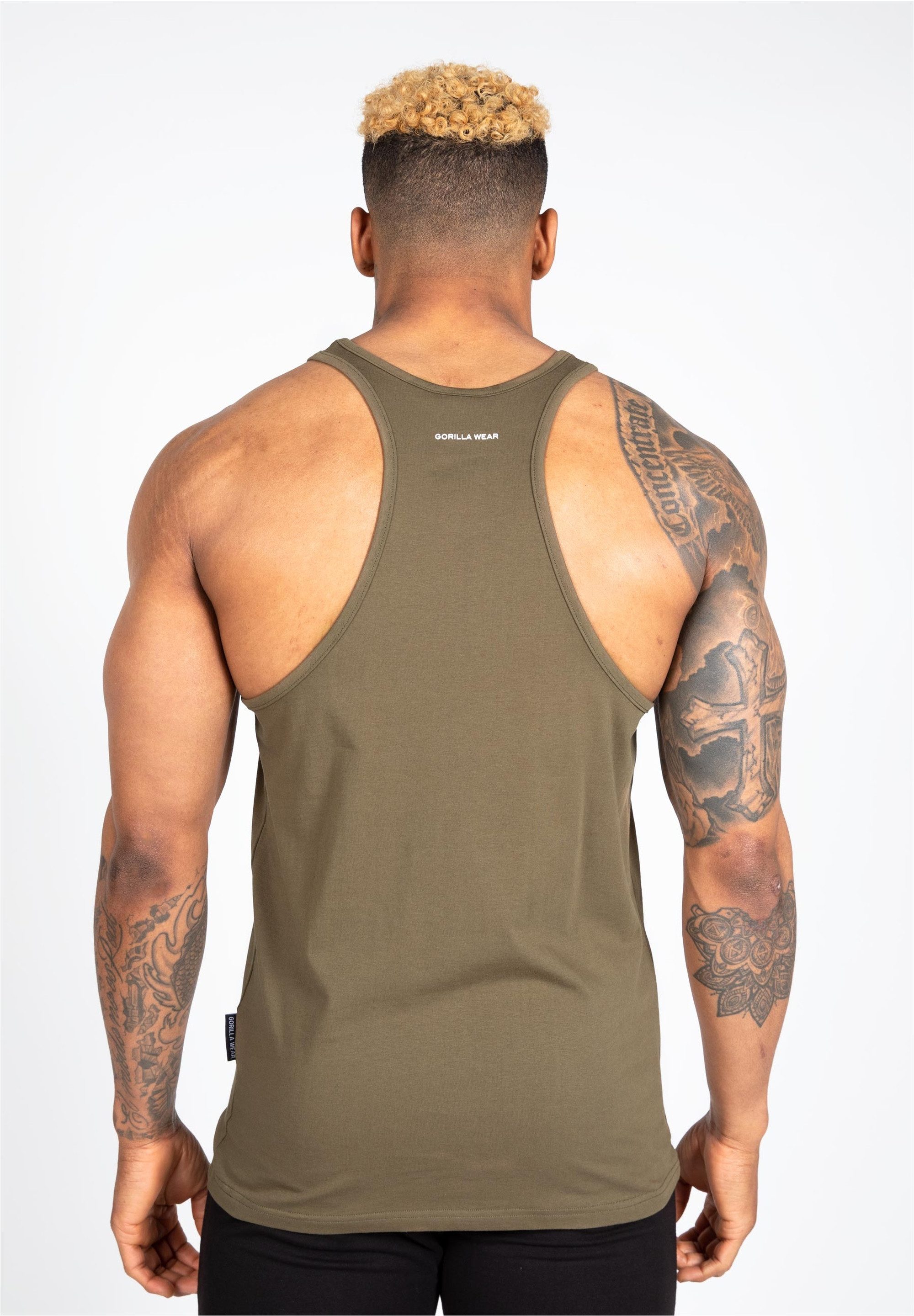 Gorilla Wear Funktionsshirt aus dehnbarem Material