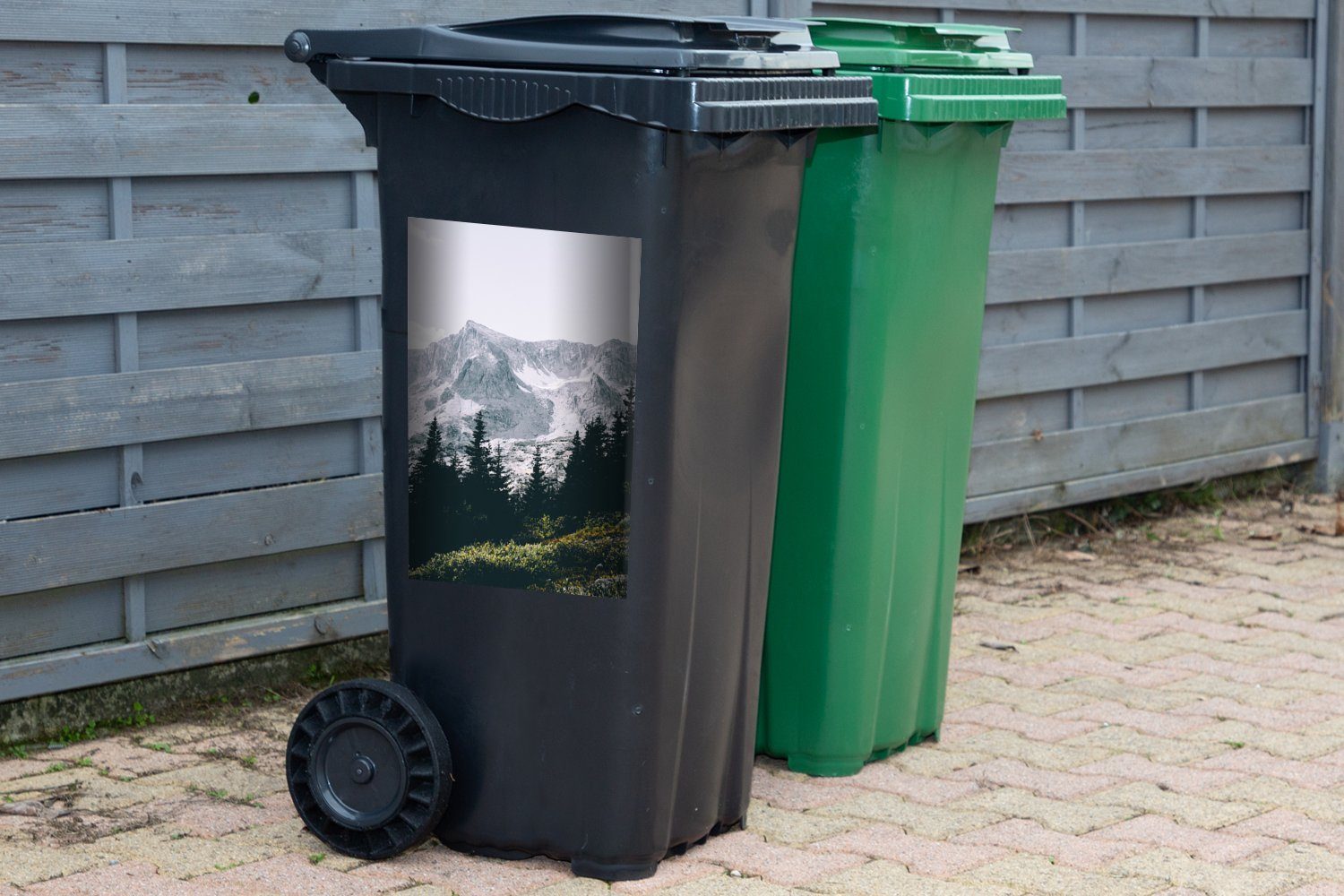 - (1 Container, MuchoWow Mülleimer-aufkleber, Wald Berge - Mülltonne, Sticker, Abfalbehälter Natur St), Wandsticker