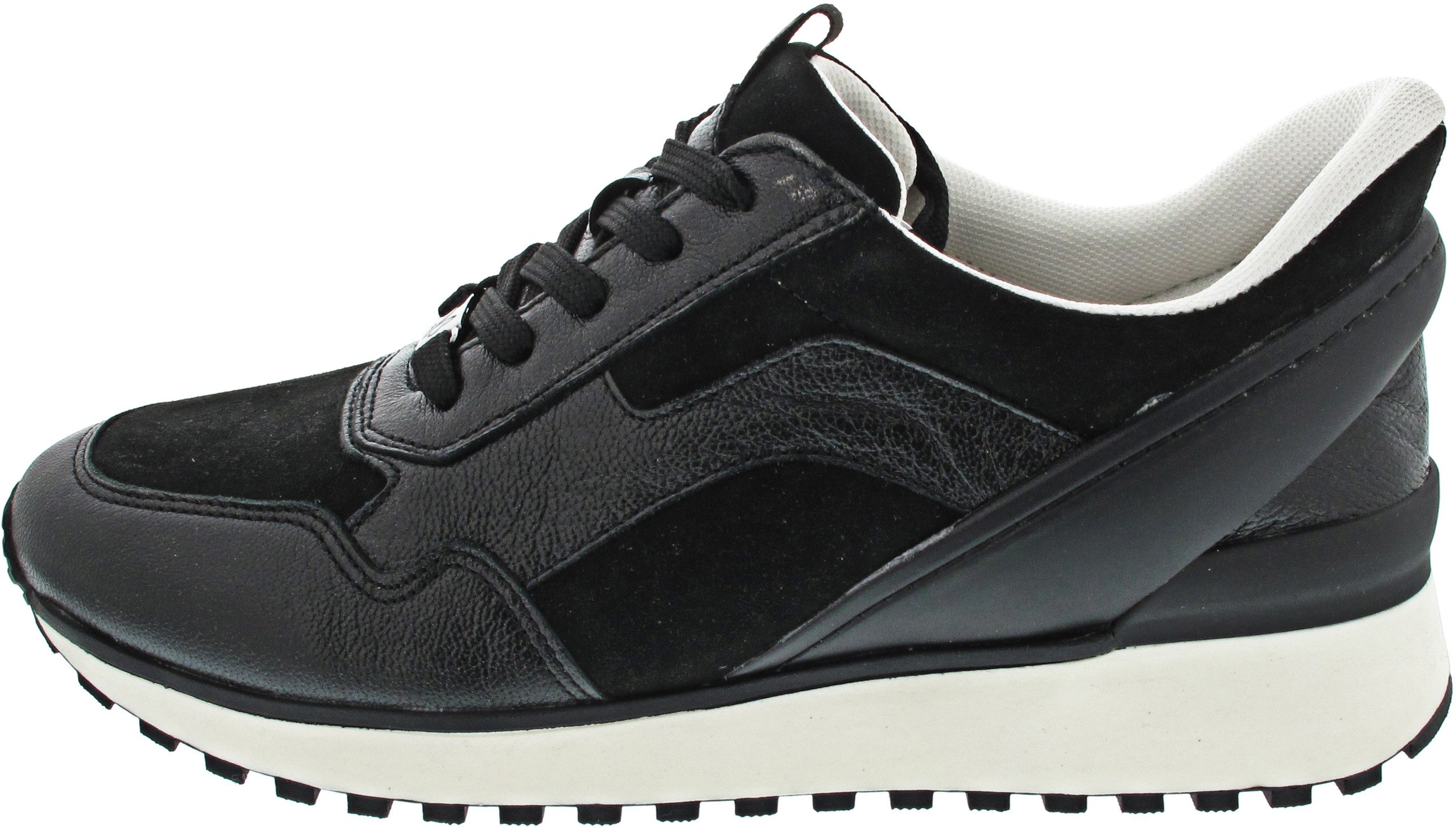 Schnürschuh