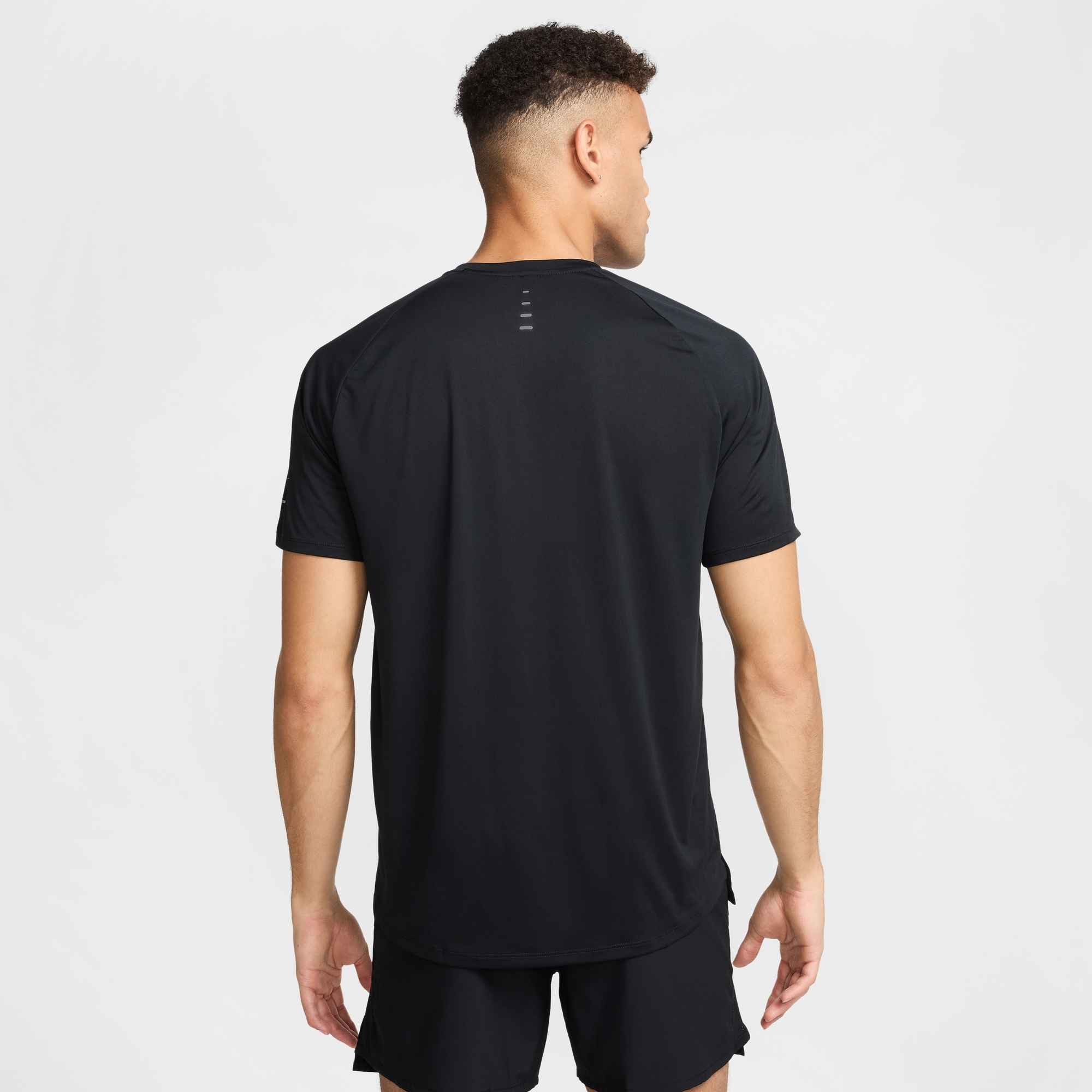 Nike Laufshirt M NK DFADV STRIDE SS TOP sportliche Passform, Kurzarm, für L günstig online kaufen
