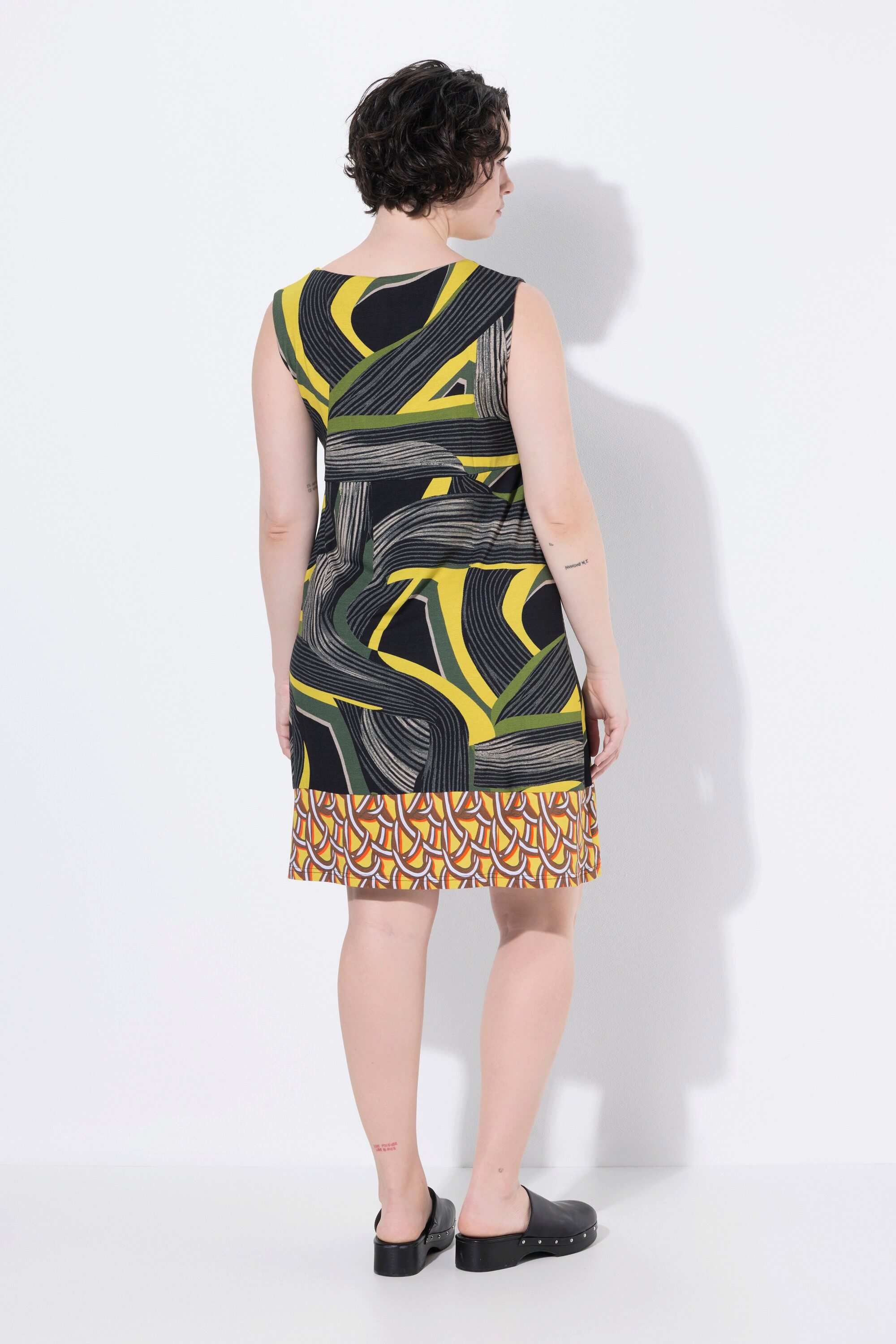 Ulla Popken Minikleid Jerseykleid A-Linie Rundhals ärmellos Taschen