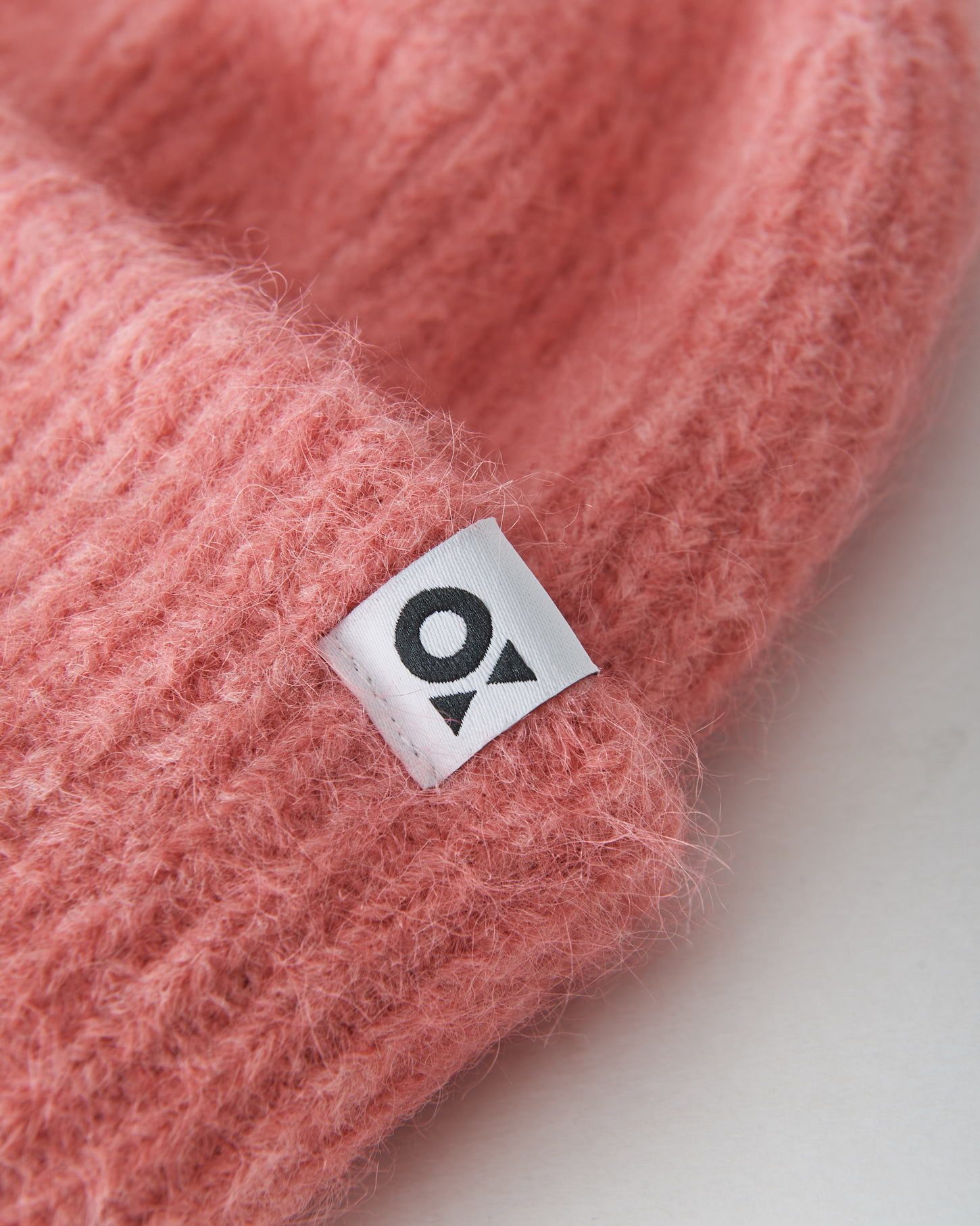 OPUS Strickmütze Strickmütze AFELLO aus wärmenden Alpaka-Woll-Mix