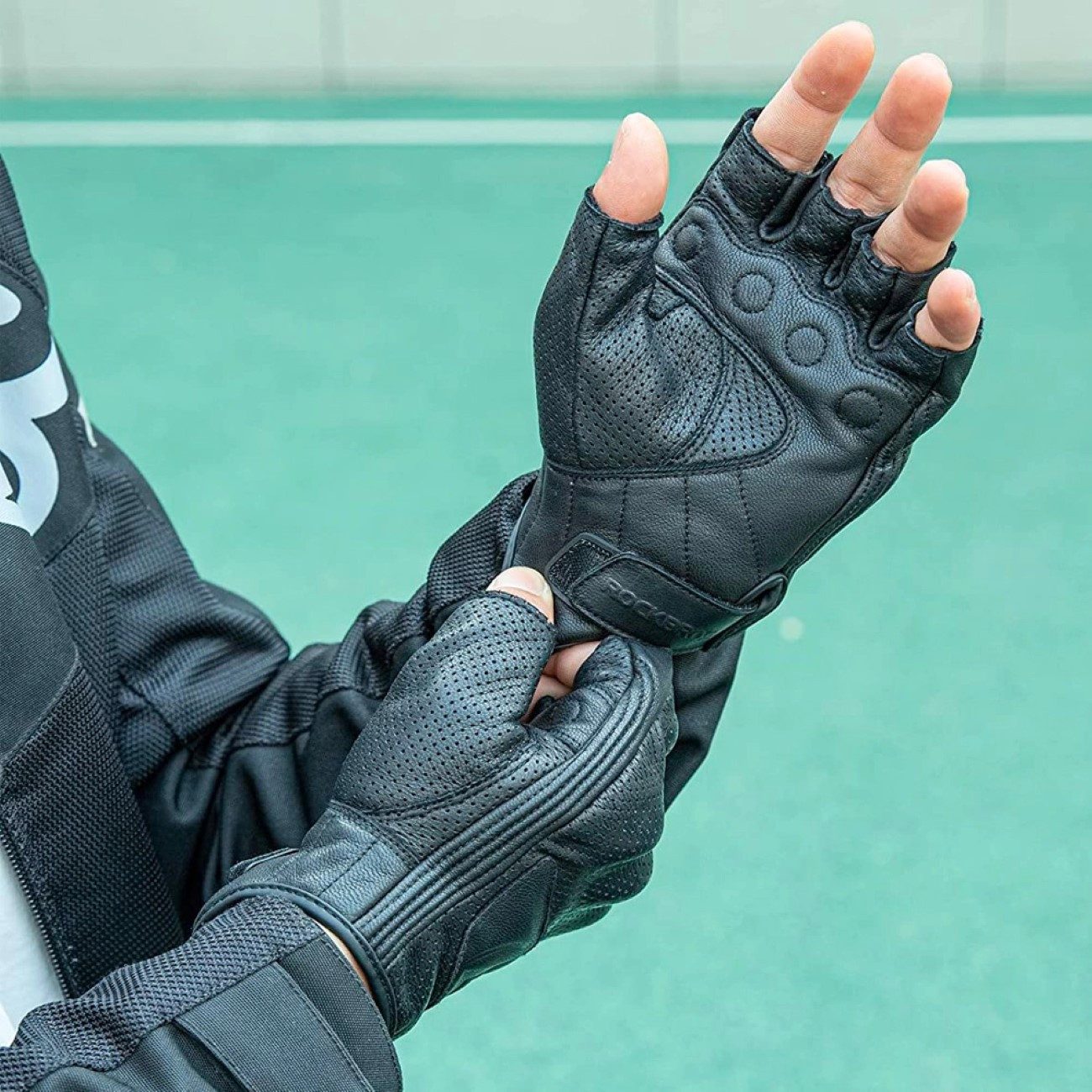 ROCKBROS Motorradhandschuhe in Schwarz aus Leder günstig online kaufen