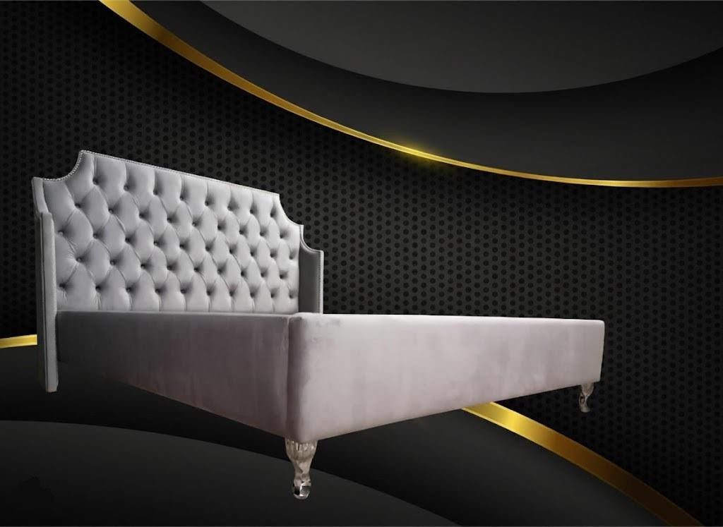 Xlmoebel Polsterbett Luxus-Doppelbett Chesterfield aus edlem Samtstoff (Bett), Hergestellt in Europa