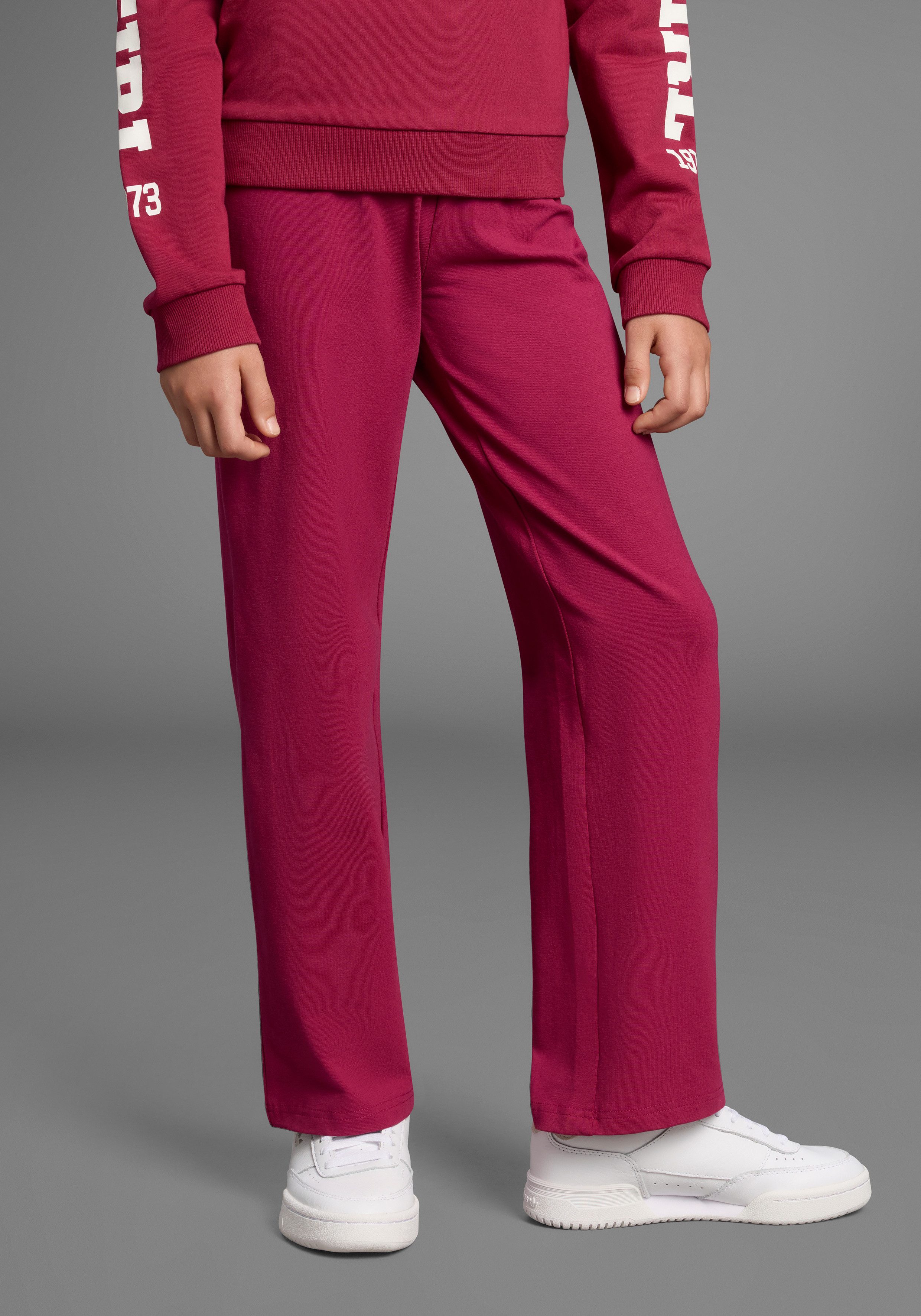 KIDSWORLD Леггинсы Jerseyhose mit weitem Bein Jazzpants mit weitem Bein