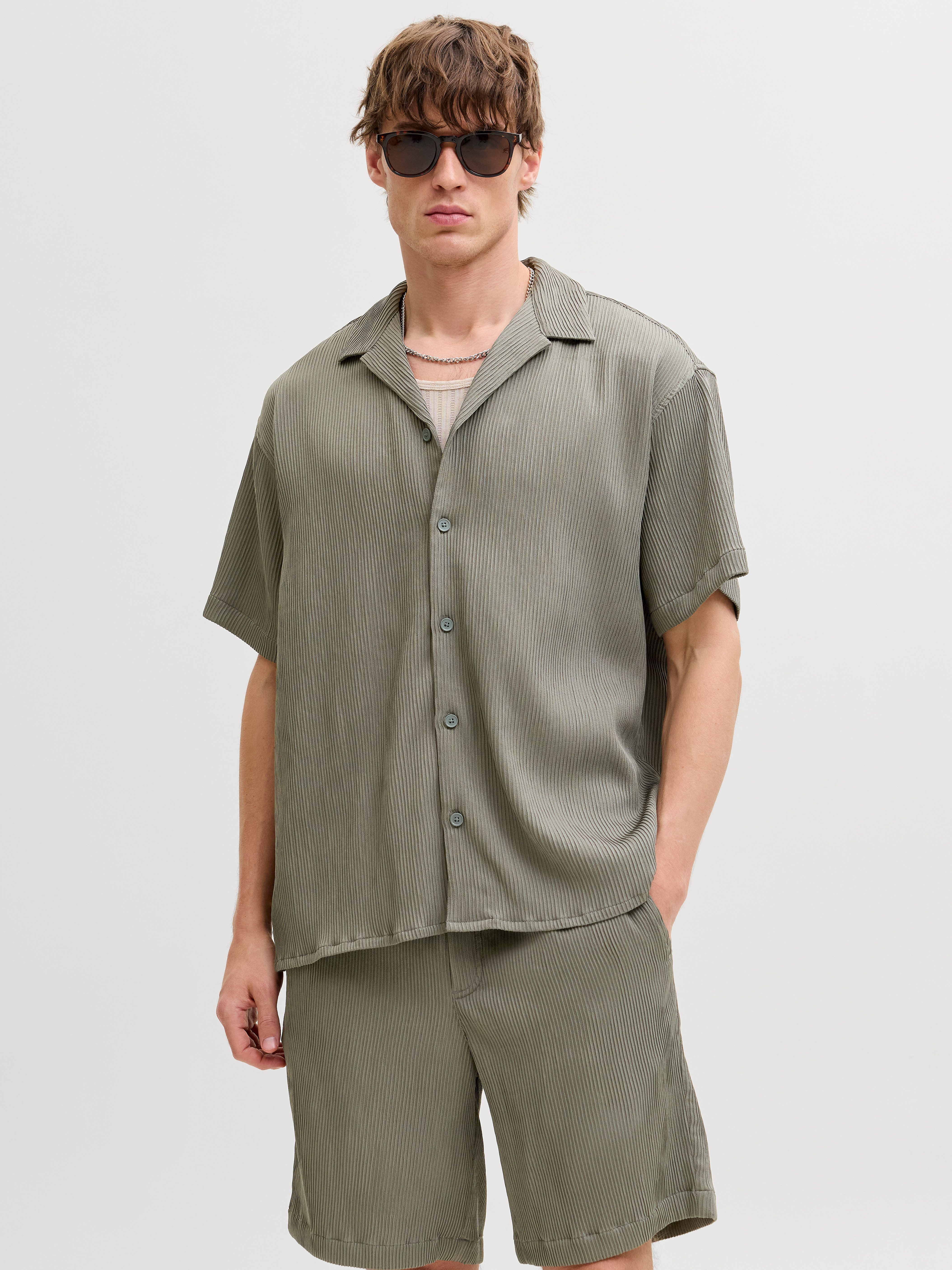 Kurzarmhemd JJEHARRISON RESORT SHIRT SS SN