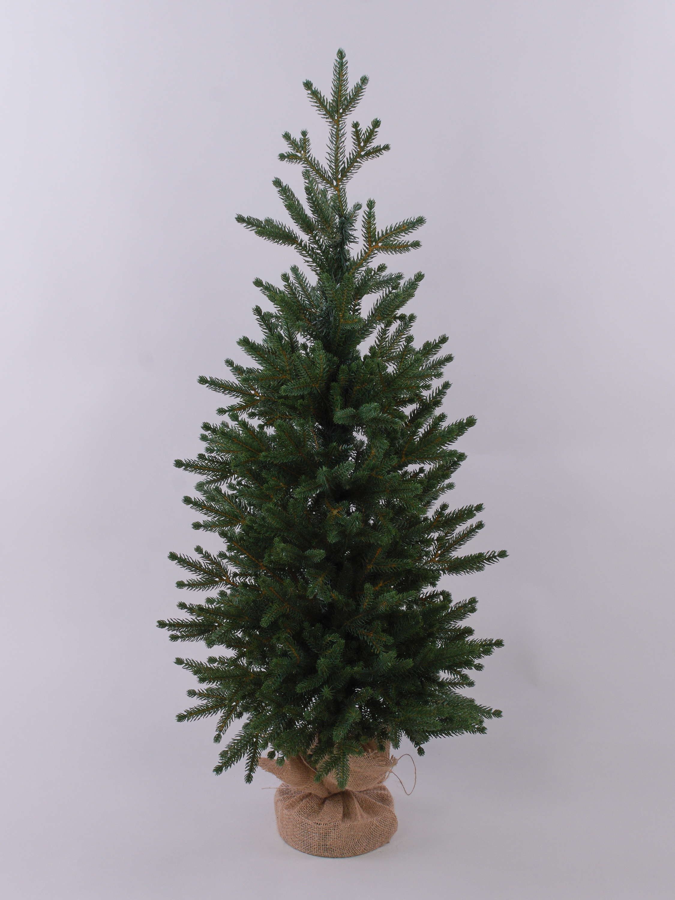 artplants Künstlicher Weihnachtsbaum Kunstbaum Fichte STORNYN im Jutesack, 90cm