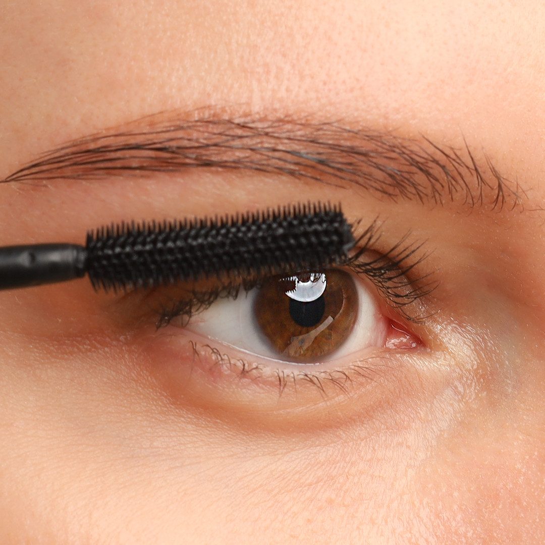 Cosline Cosmetics Mascara Rubber Brush, innovative Bürste, perfekt getrennte Wimpern, tiefschwarze Pigmente