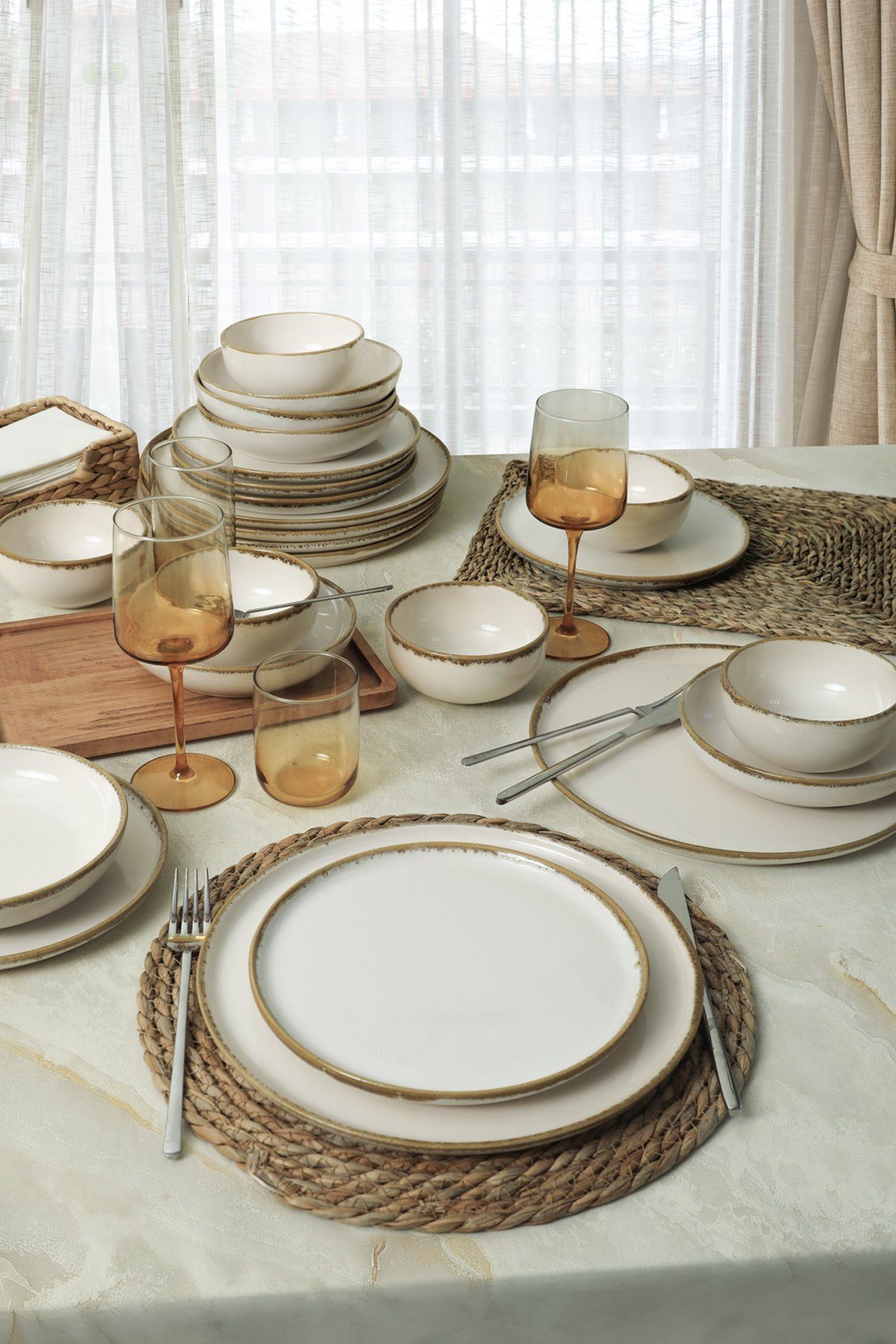 Hermia Concept Teller-Set 100% CERAMIC M2180 (24-tlg)