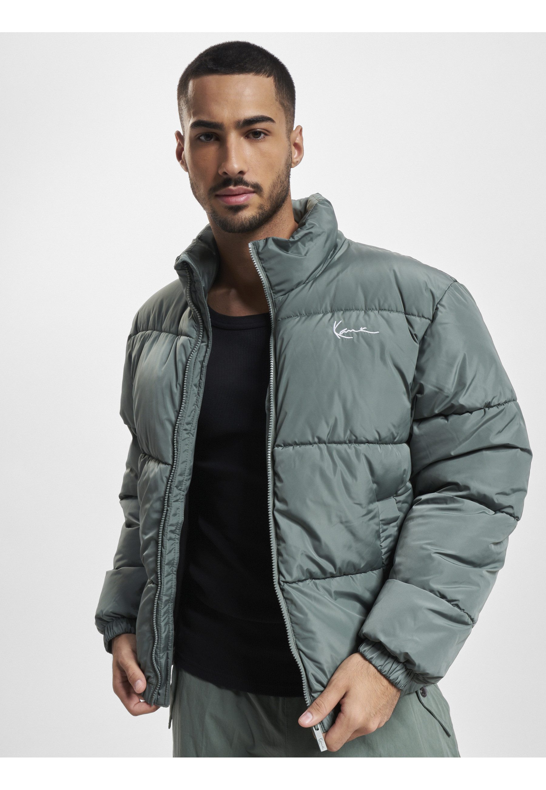 Karl Kani Winterjacke Karl Kani Herren KM233-052-1 KK Chest Signature Puffer Jacket (1-St)