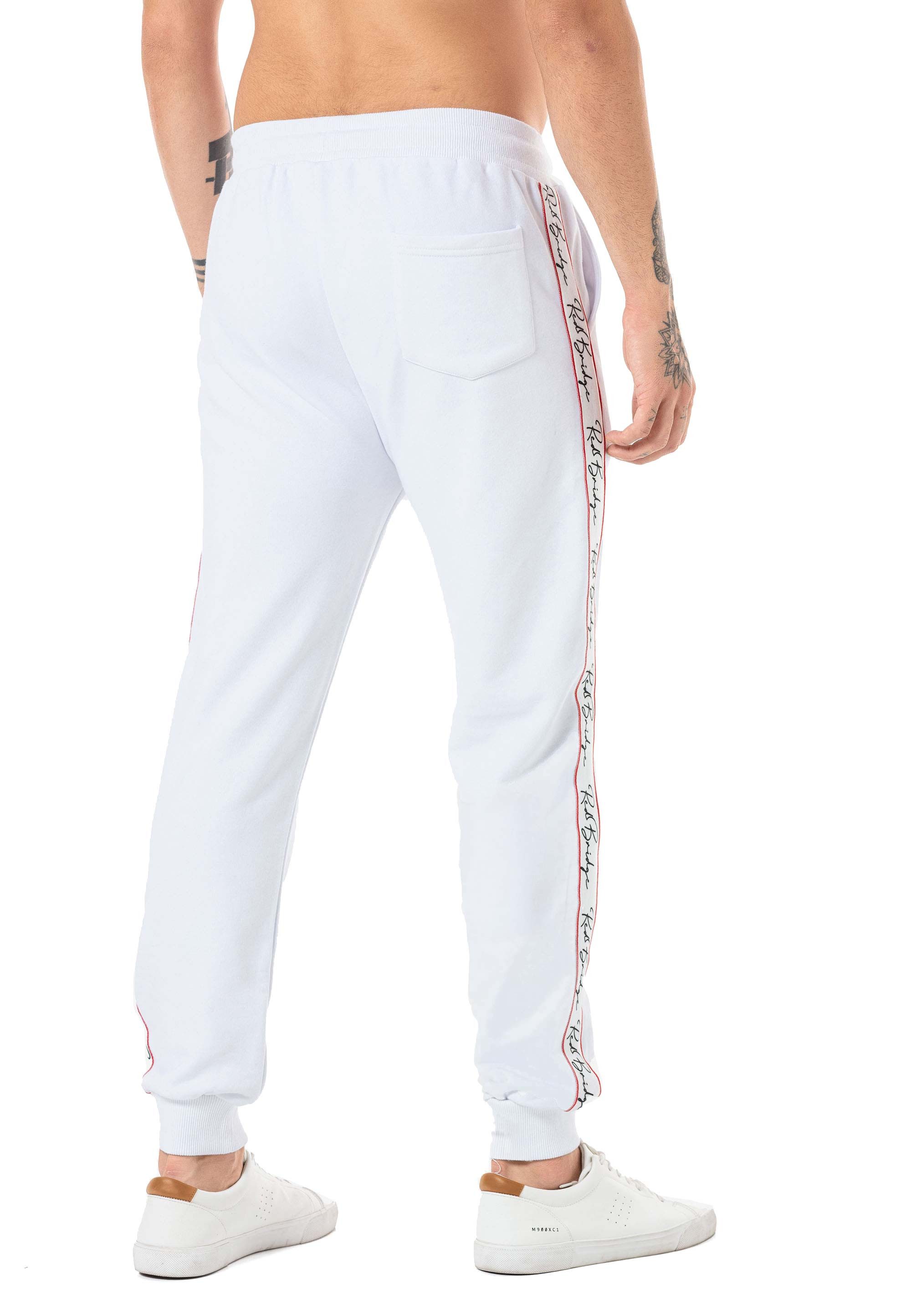 RedBridge Jogginghose mit Seitenstreifen Sportlicher Look mit bequemem Schnitt