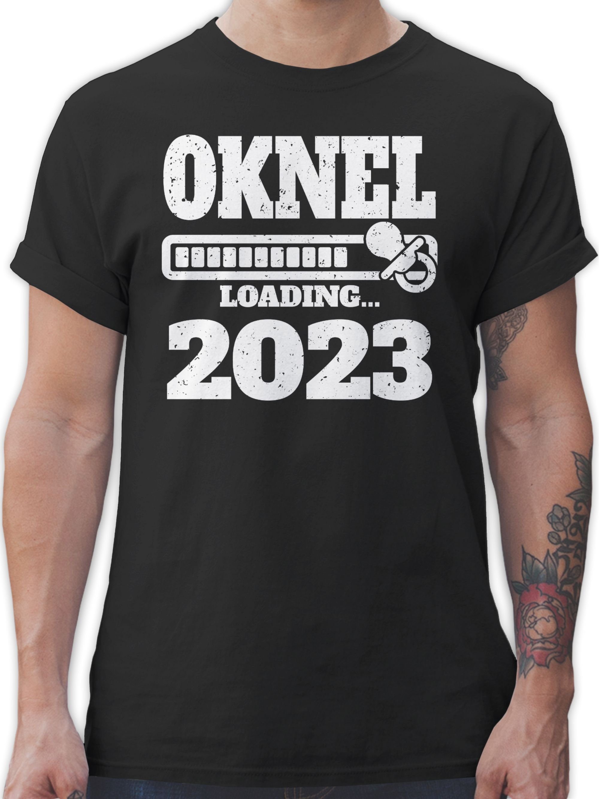 Shirtracer T-Shirt Onkel loading 2023 mit Schnuller Bruder und Onkel Geschenk 1 Schwarz