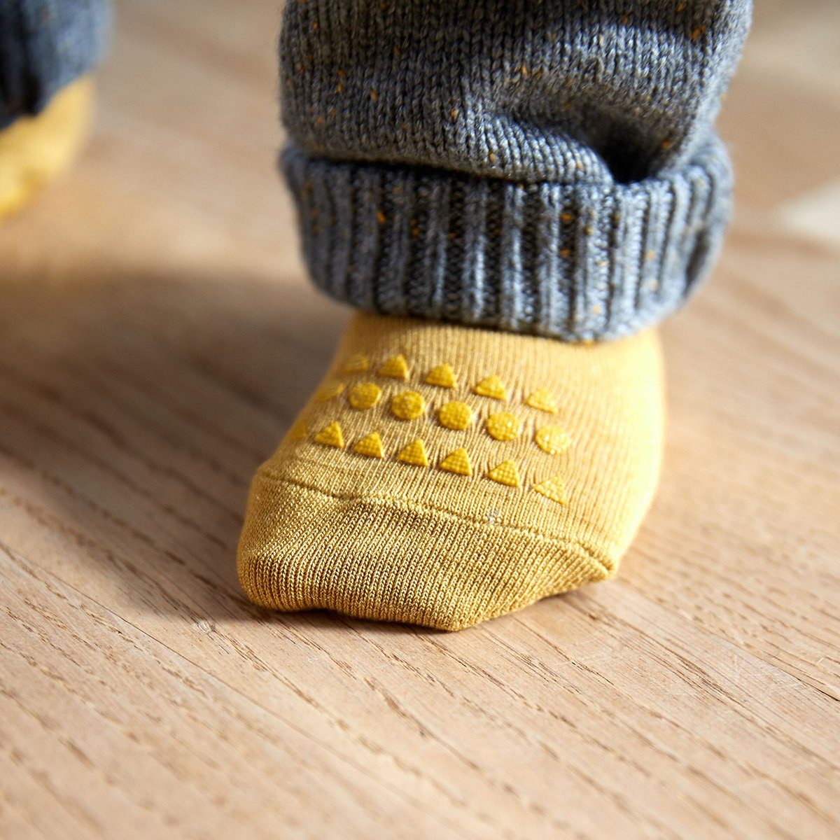 GoBabyGo ABS-Socken Kinder Stoppersocken antirutsch Krabbel Gummi (Mustard Rutschfeste Senfgelb) mit Strümpfe Noppen Baby Socken Kleinkinder - 