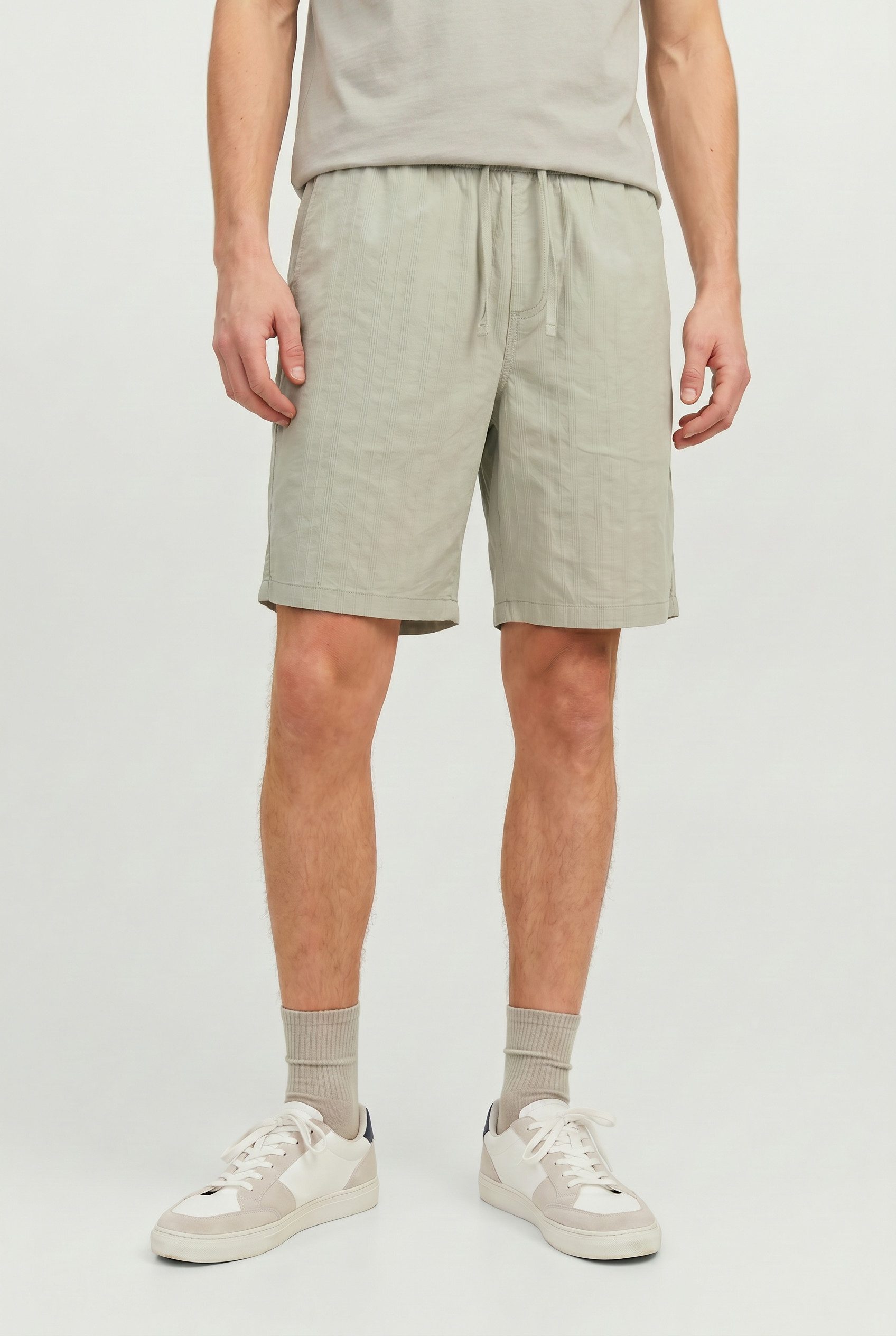 Jack & Jones Jogginghose JPSTJAIDEN RIVIERA TEXTURE SHORT REG mit elastischem Bund