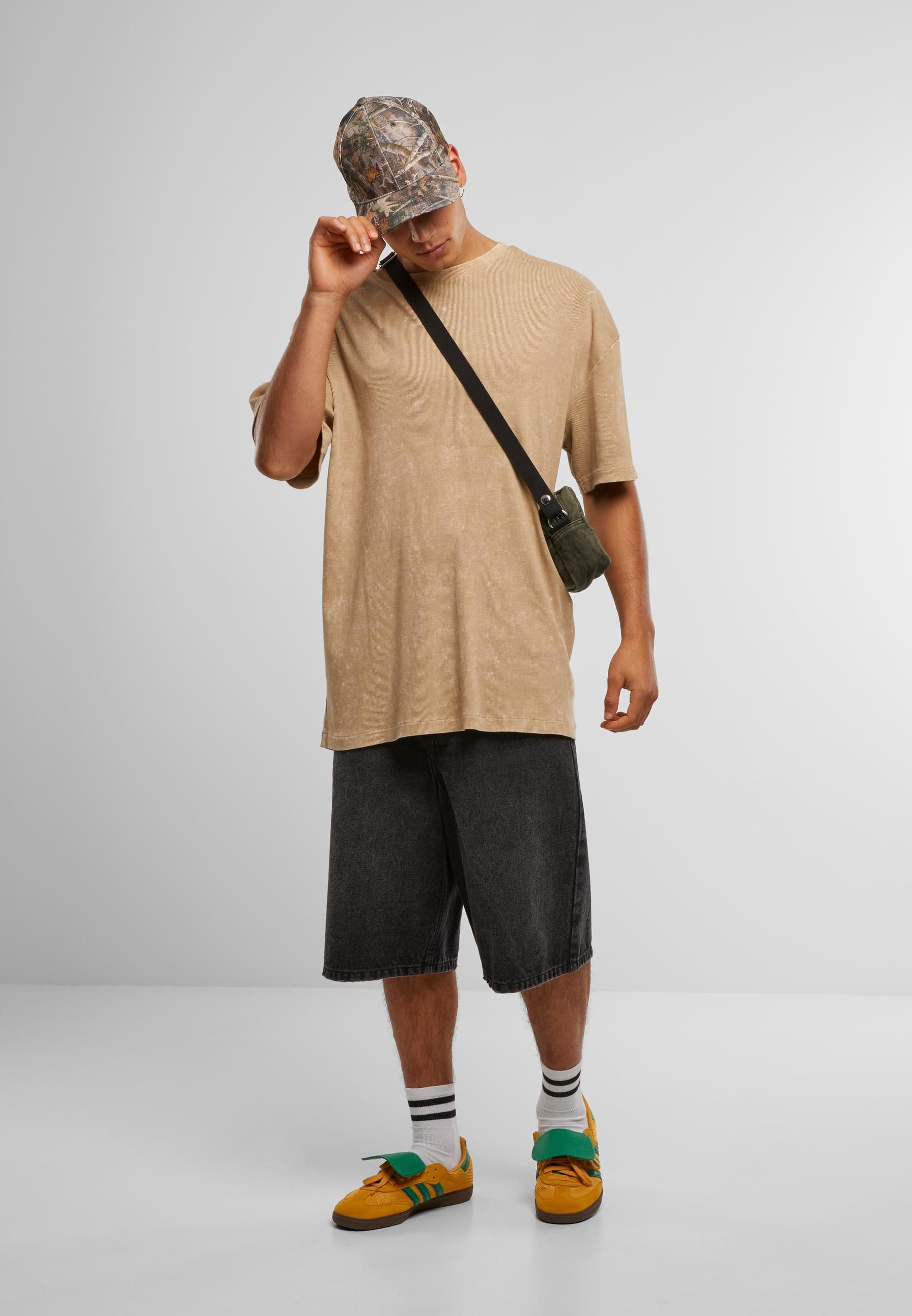 URBAN CLASSICS T-Shirt Urban Classics Washed Rib Tee (1-tlg)