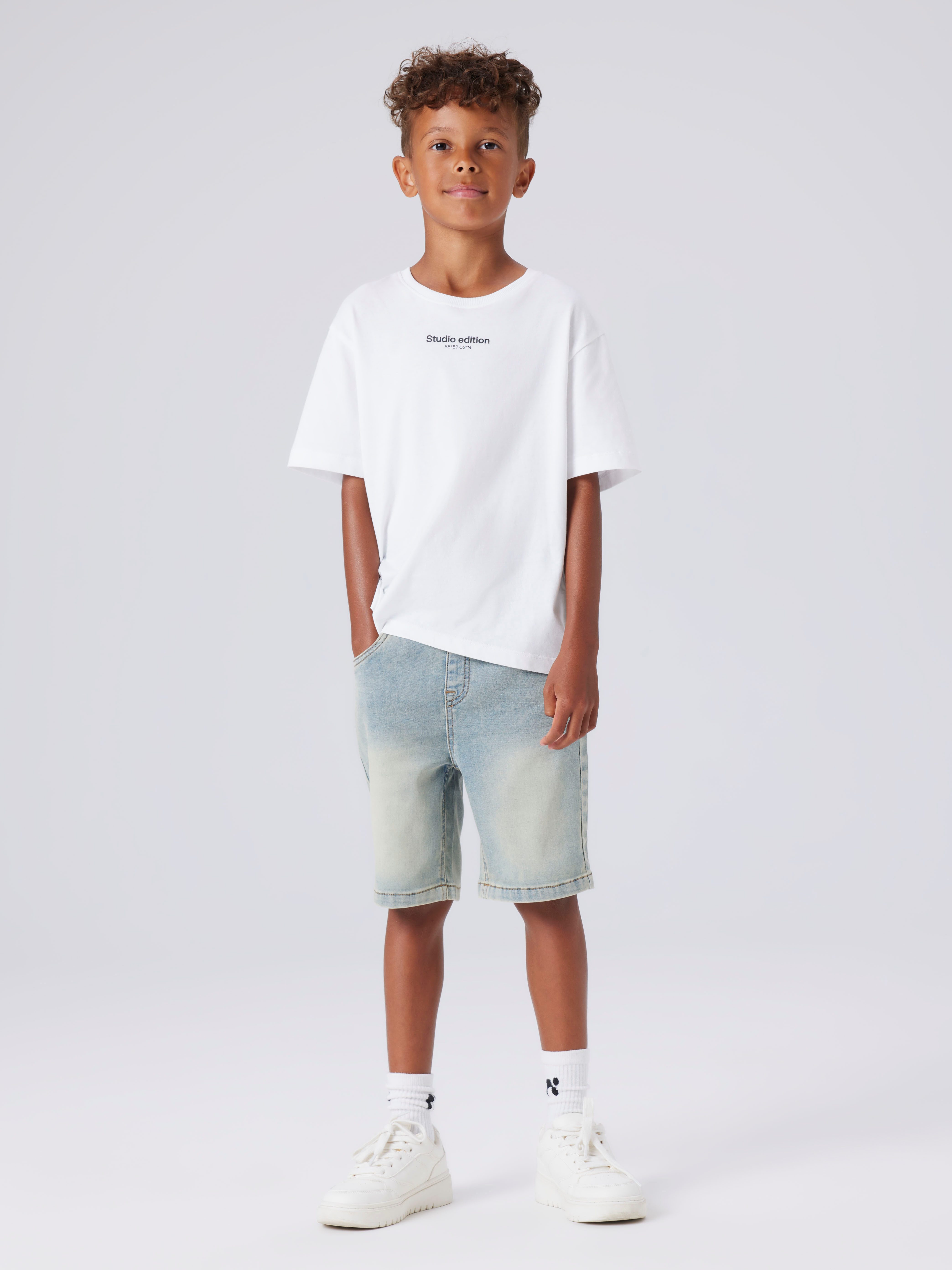 Name It Jeansshorts NKMRYAN JOGGER DNM L SHOR Baumwollmischung, elastisches Bündchen, verstellbar