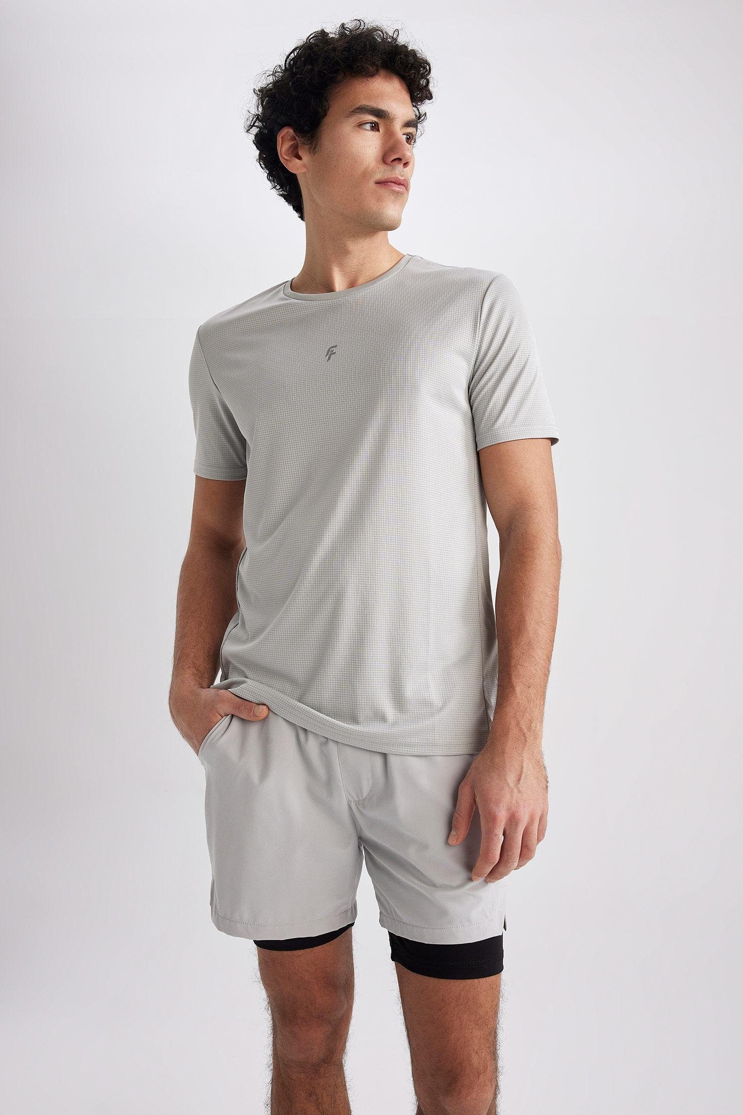 T-Shirt DeFacto SLIM FIT T-Shirt