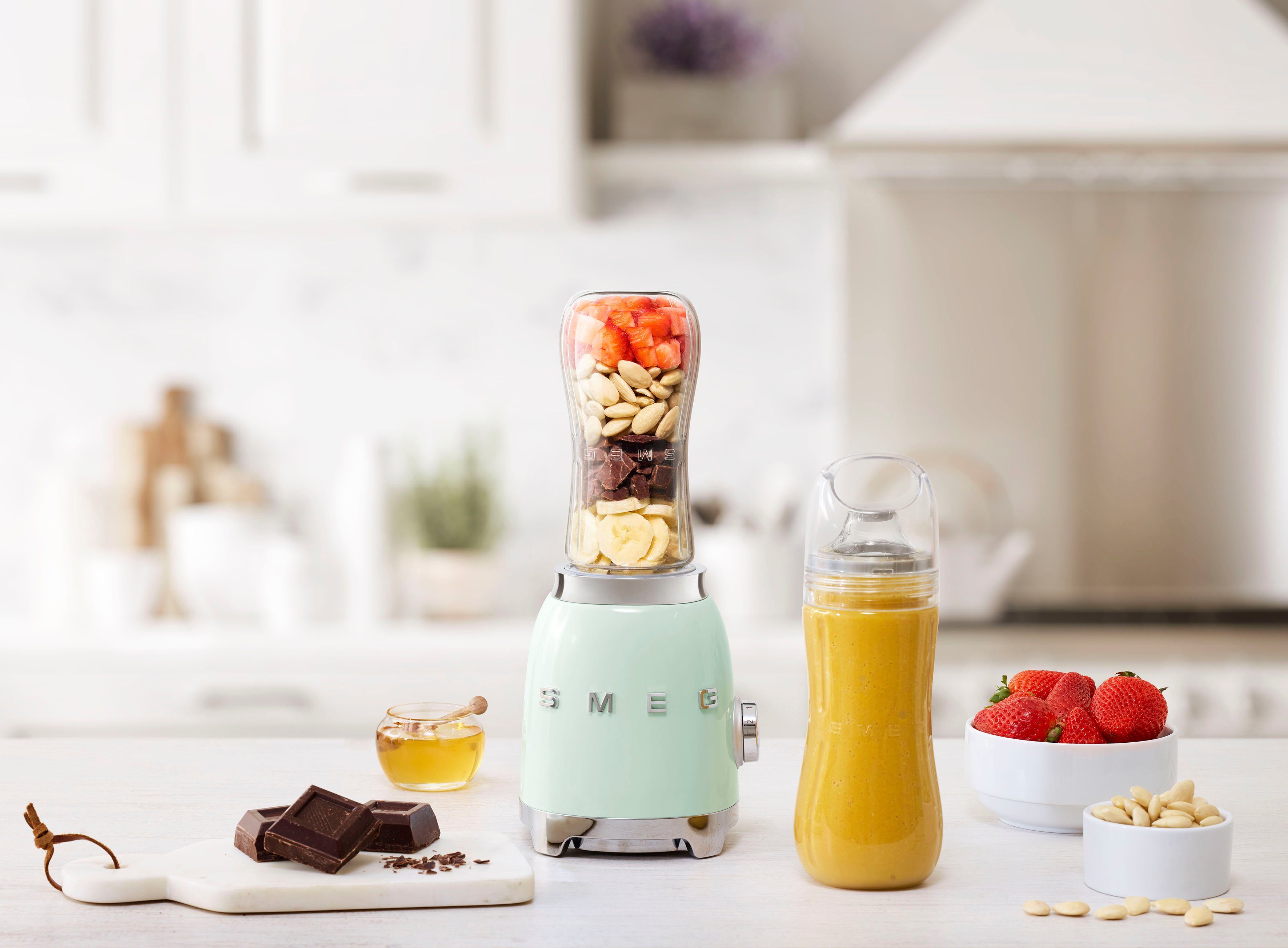 Smeg Standmixer PBF01PGEU Pastellgrün, 300 W – Bild 5 von 5