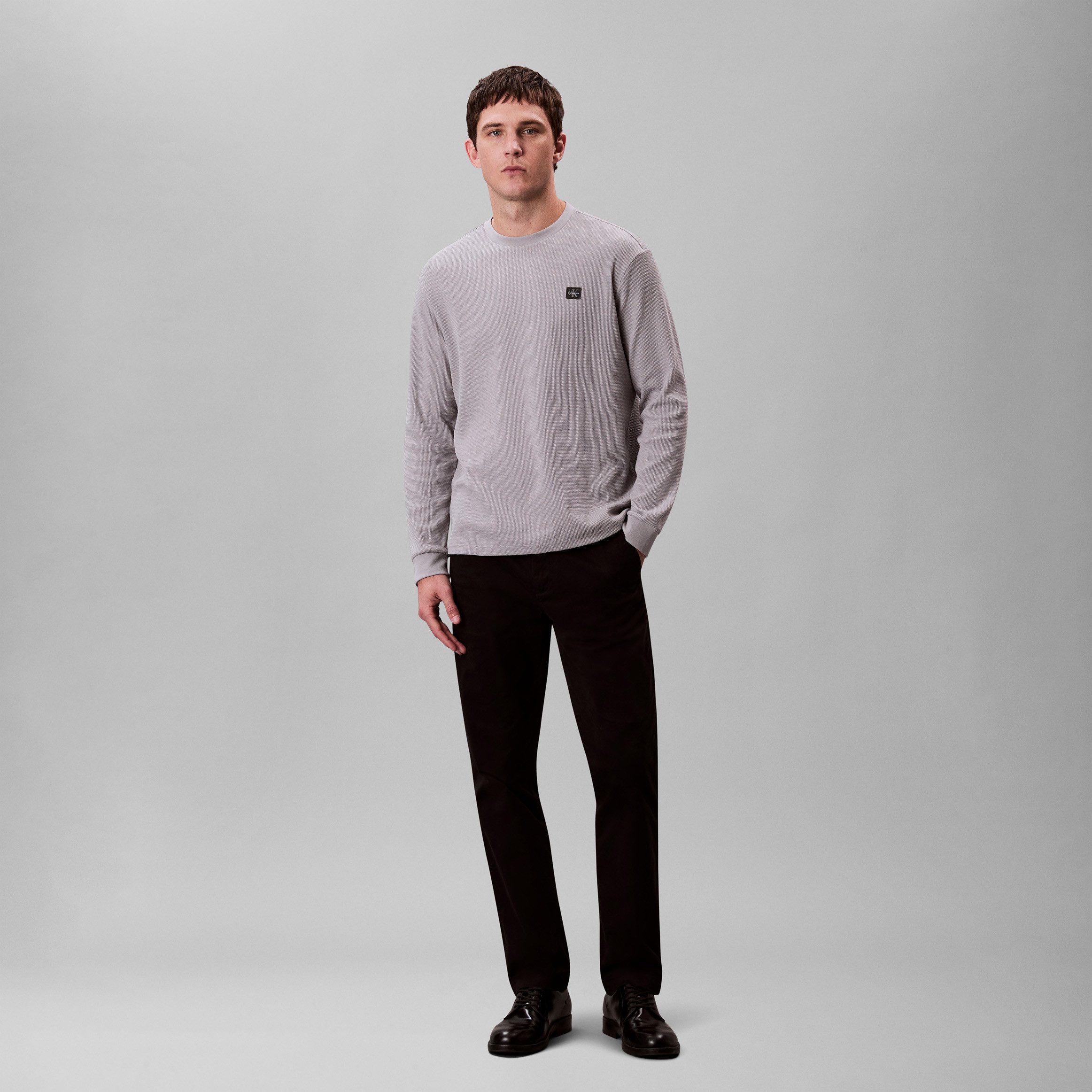 Calvin Klein Jeans Langarmshirt Mit Rundhalsausschnitt – Bild 4 von 5