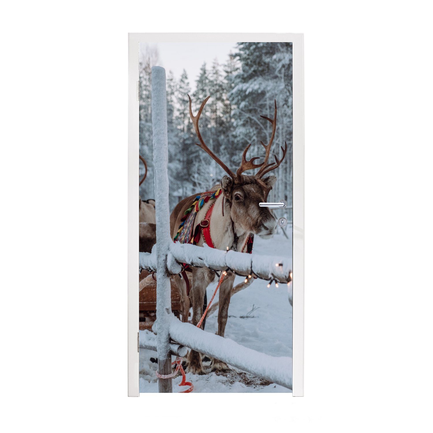 MuchoWow Türtapete Ein Rentier im Weihnachtsmanndorf in Finnland, Matt, bedruckt, (1 St), Fototapete für Tür, Türaufkleber, 75x205 cm