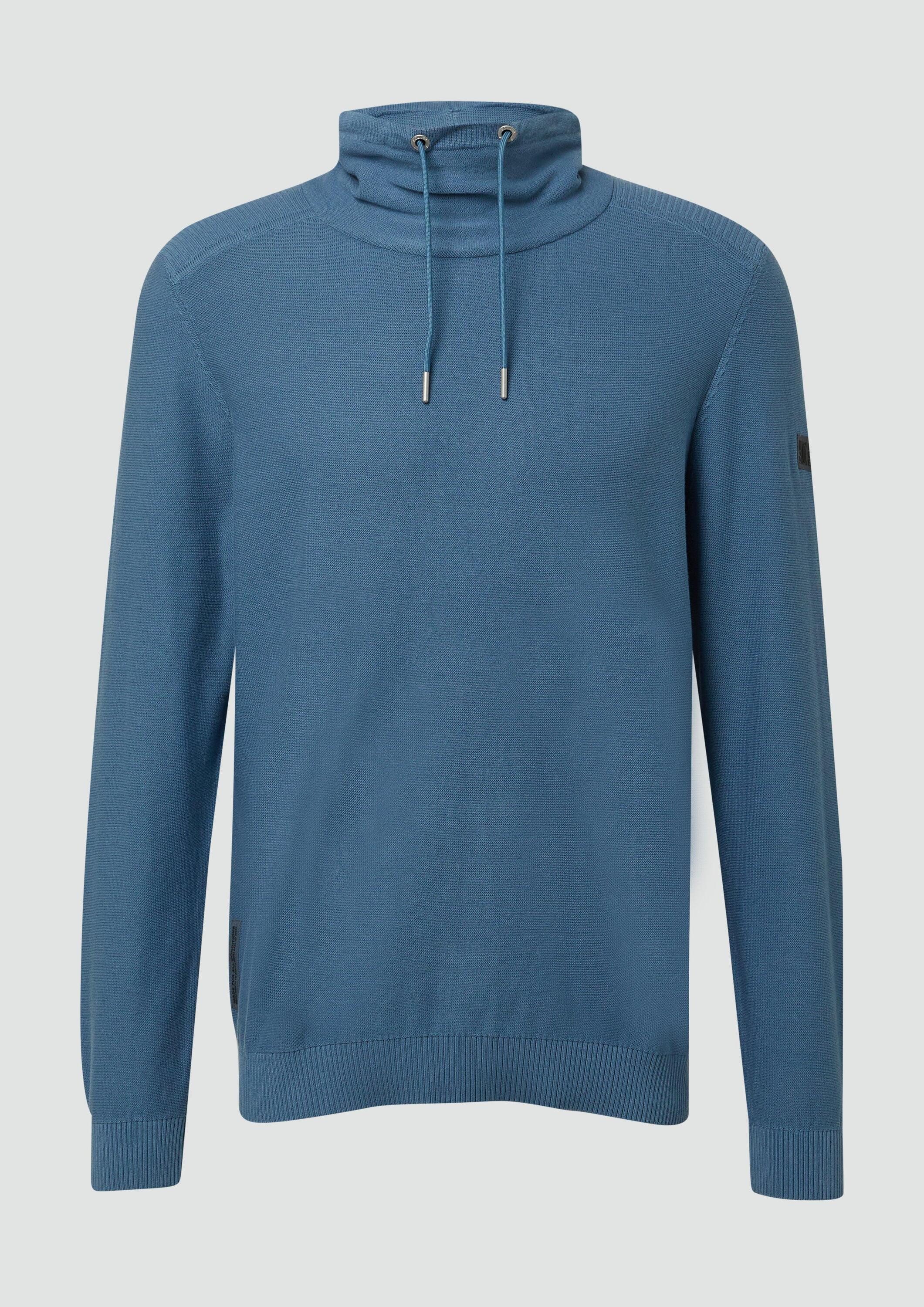 s.Oliver Longpullover Strickpullover Leichter Pullover mit Snood-Kragen und Logo-Detail