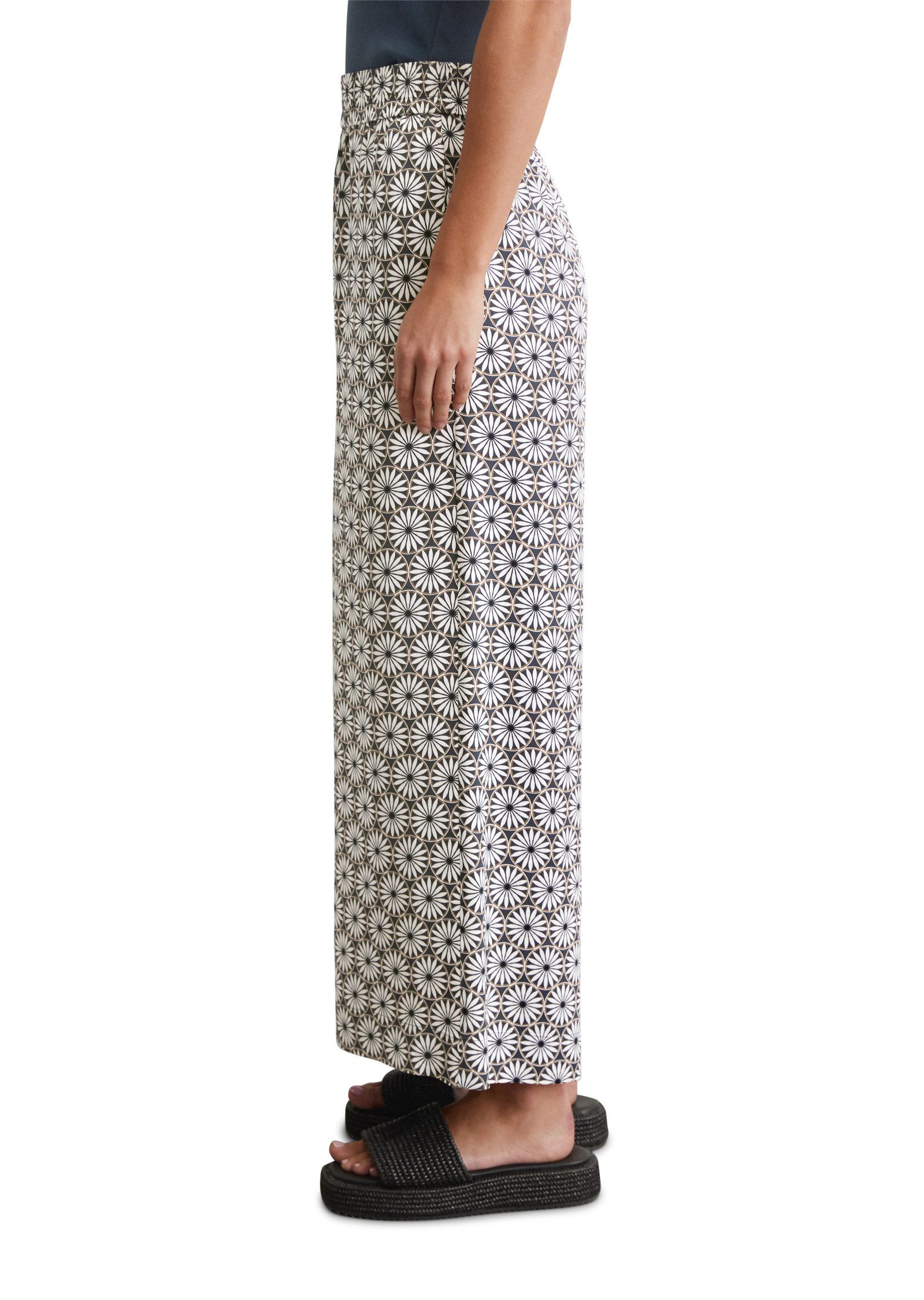 Marc O'Polo Chinohose aus ECOVERO™ von LENZING™ günstig online kaufen