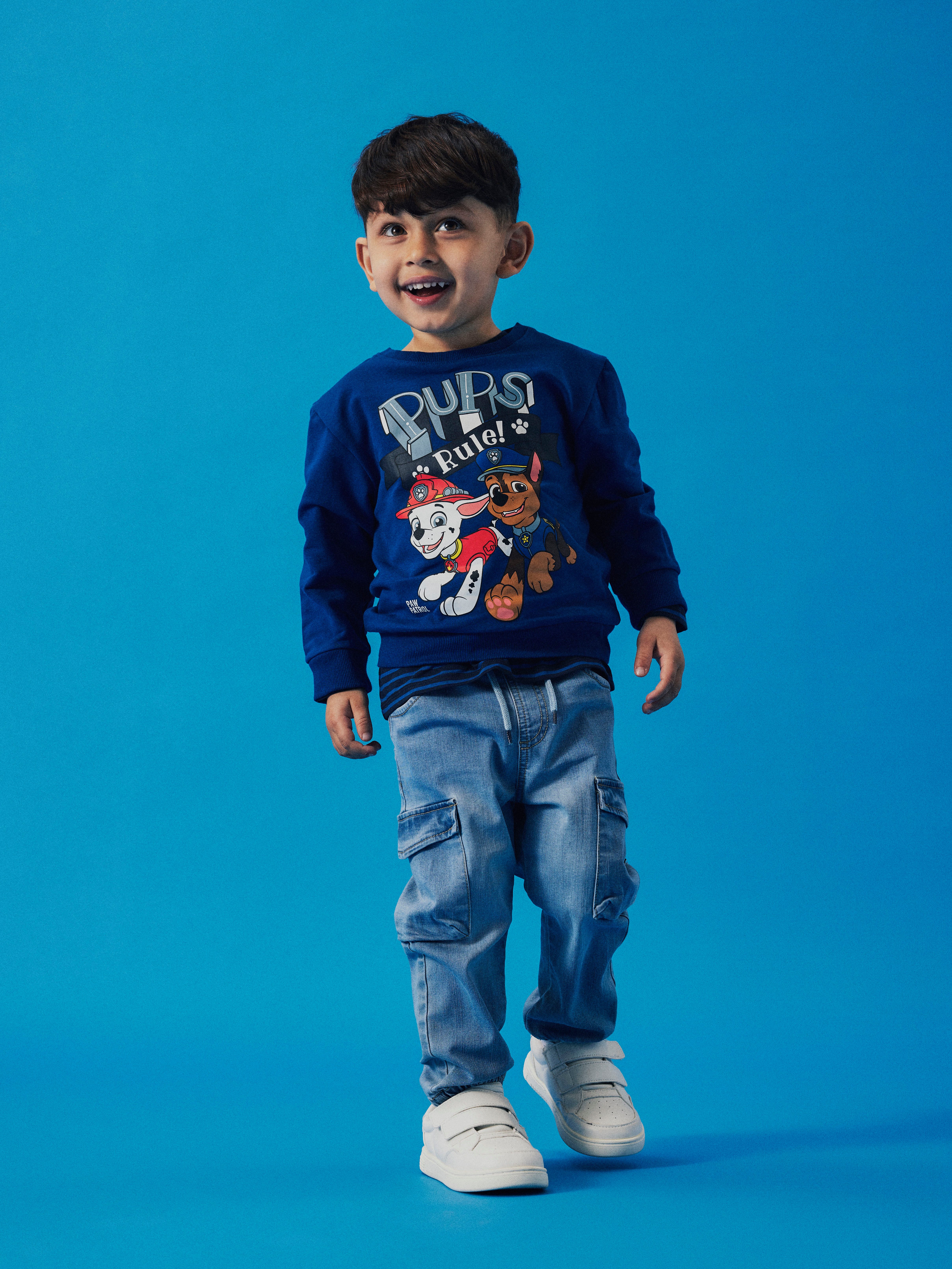 Name It Sweatshirt NMMDAY für Jungen mit verspieltem Print und bequemem Sitz regular fit, Jersey, Rundhals, Rippbündchen