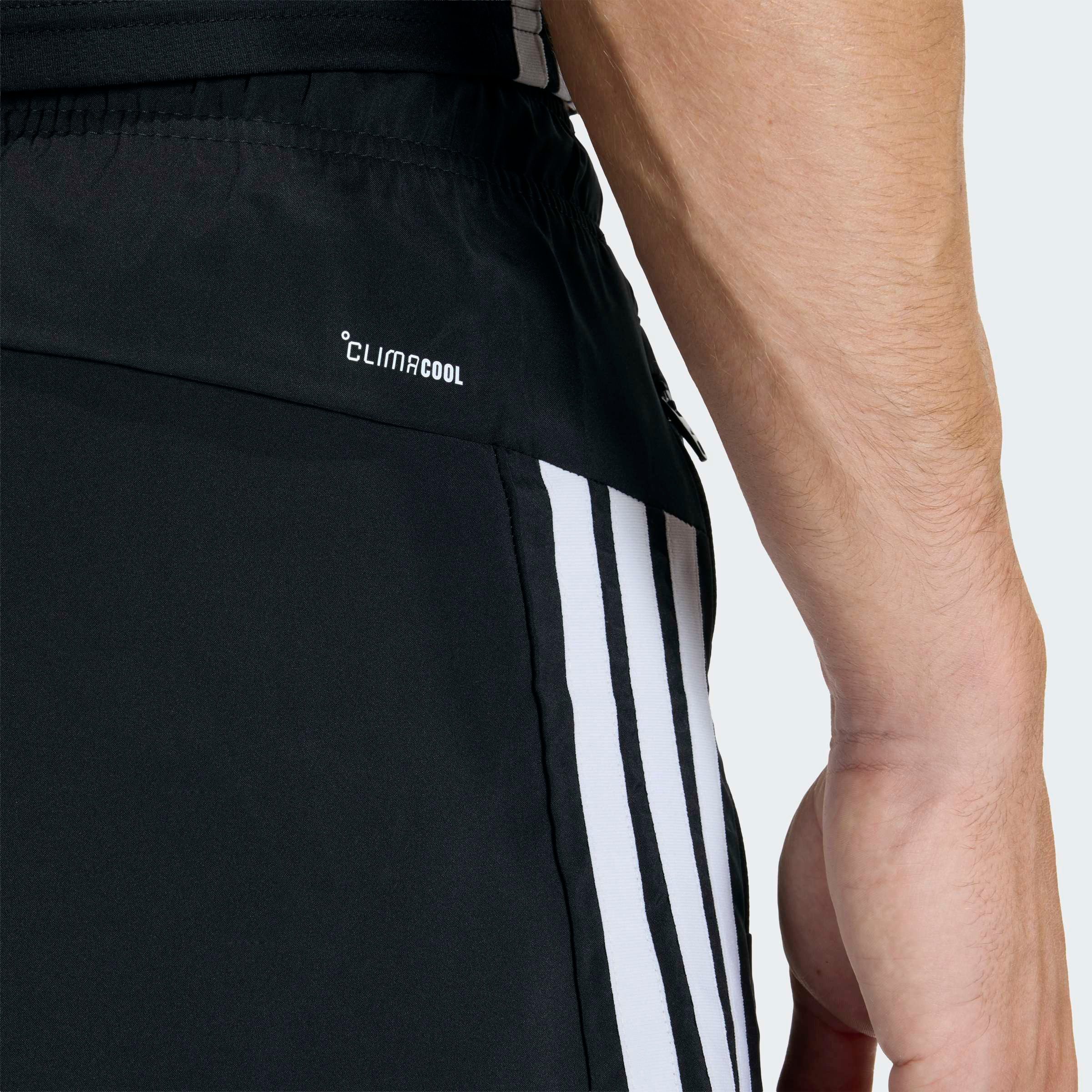adidas Performance Shorts WORKOUT ESSENTIALS 3-STRIPES WOVEN für Fitness und Sportmode, normal-weite Passform