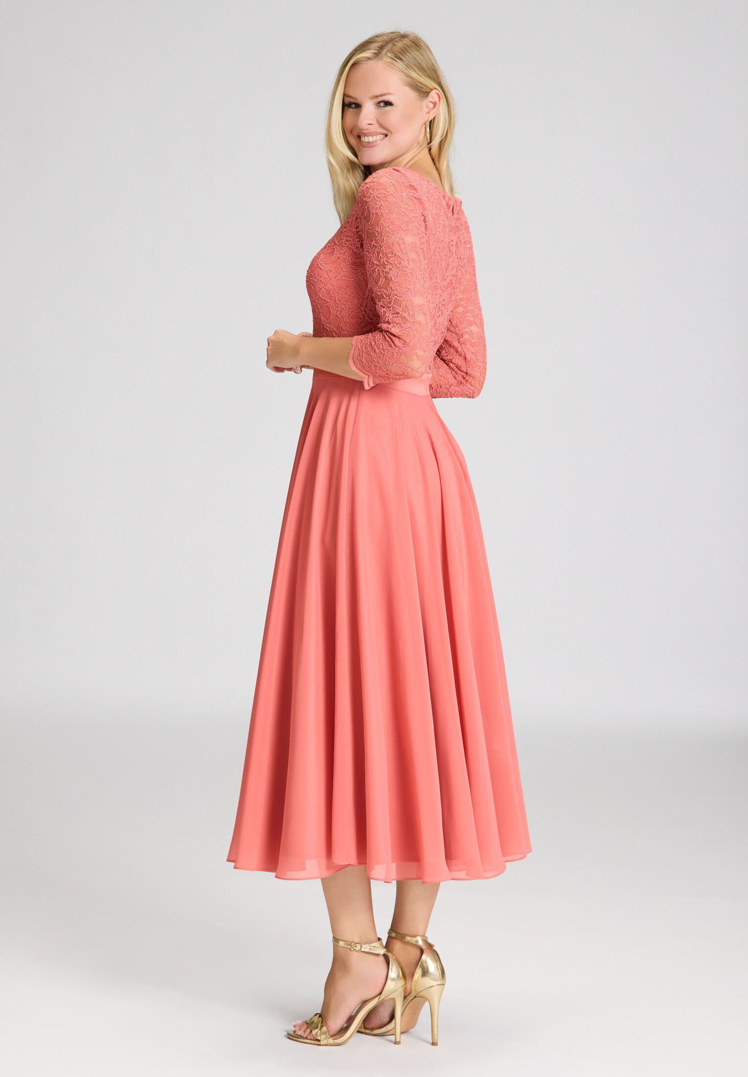 SWING Abendkleid Taillierter Schnitt mit ausgestelltem Rockteil