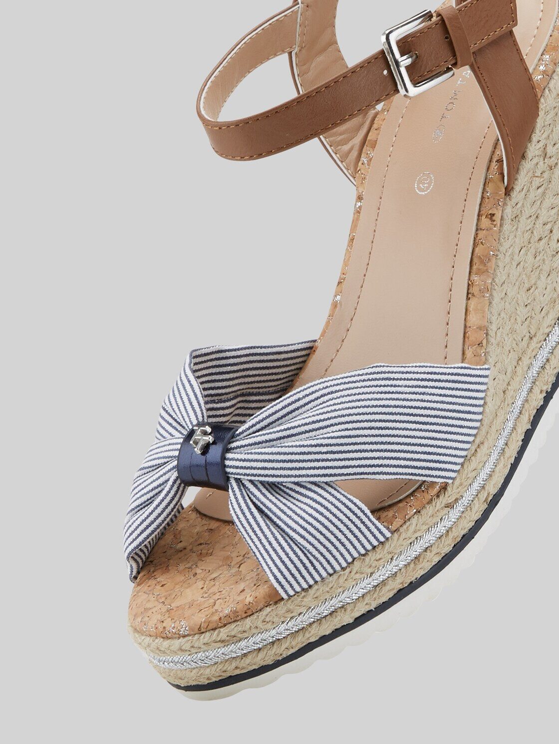 TOM TAILOR Shoes Licence Keilsandalette (1-tlg) Sandalen mit Keilabsatz 