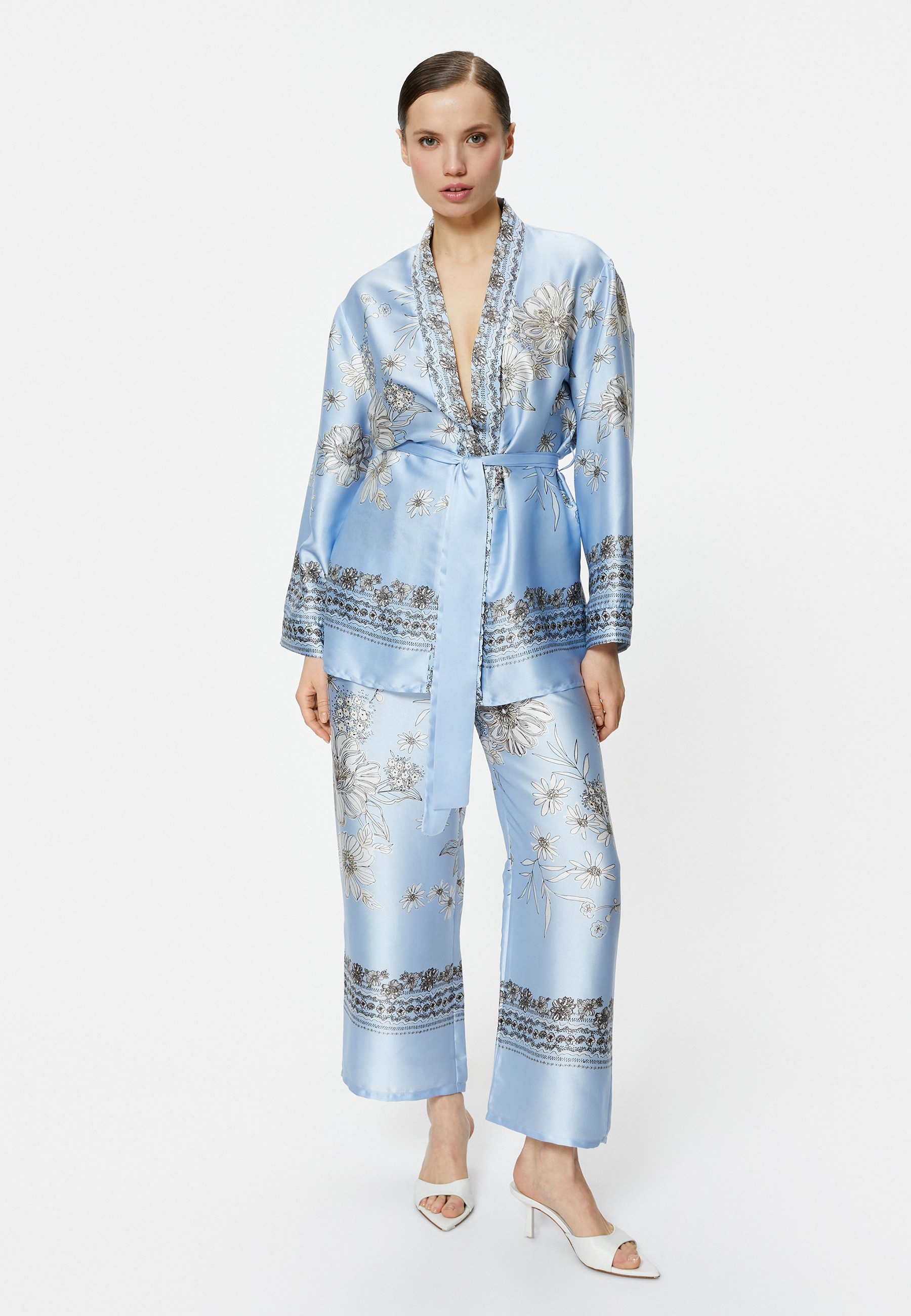 Koton Kimono Umschlagkragen Mit Einbanddetail Kimono