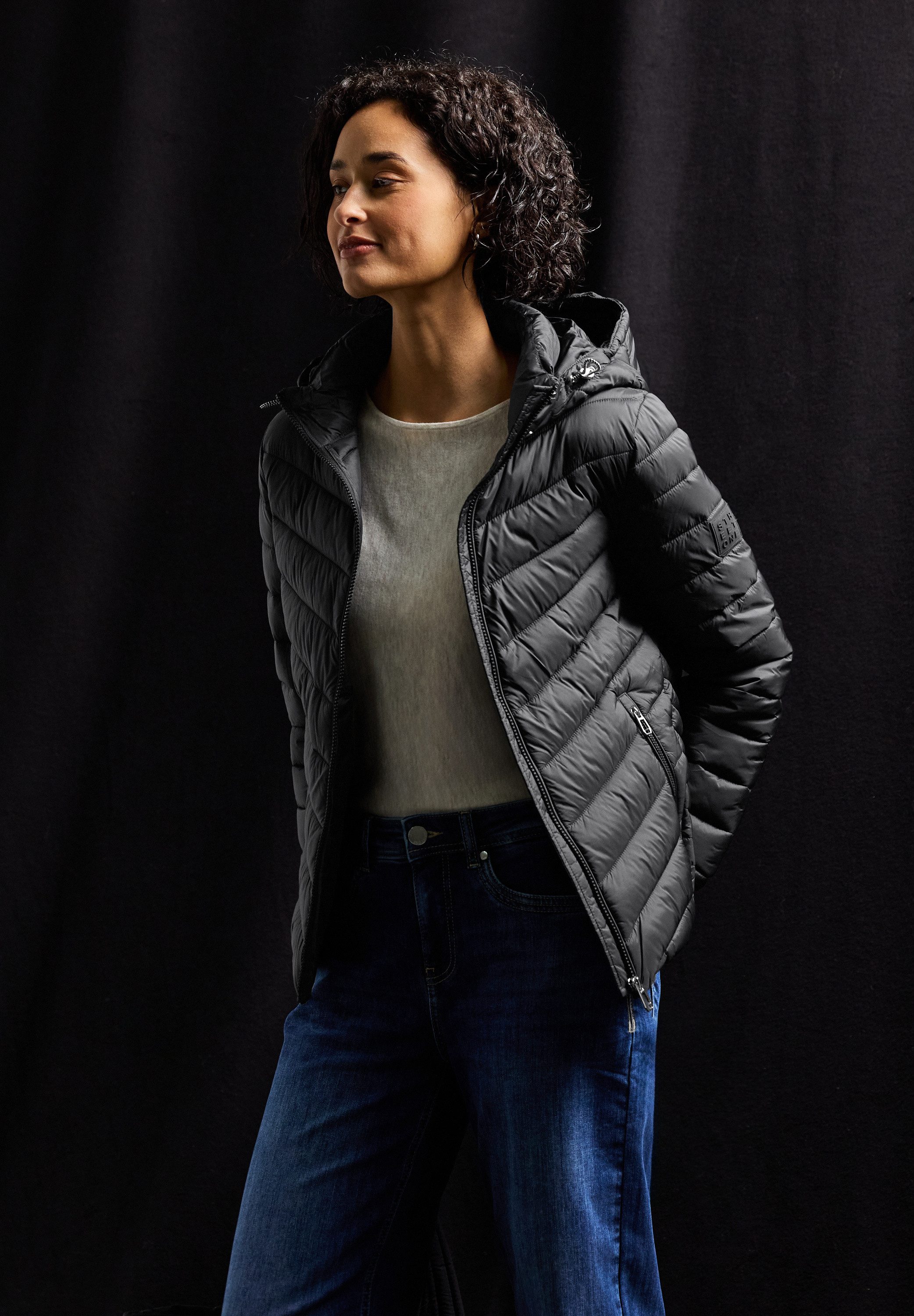 STREET ONE Steppjacke mit Kapuze mit Gummizug