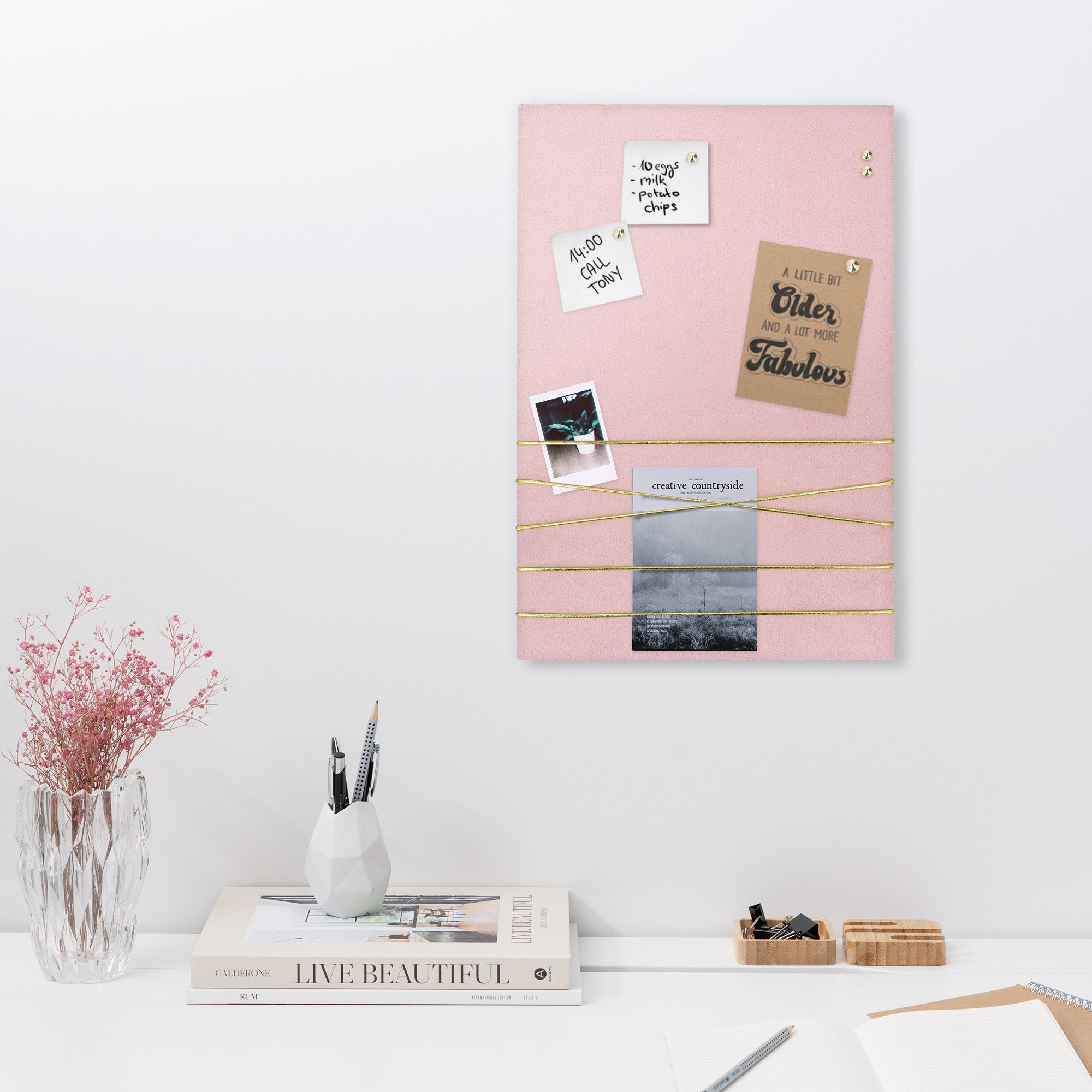 - 44x30cm Bilderhalter Pinnwand Pink Fotowand - Collage Stecknadeln - inkl. Samt Navaris aus