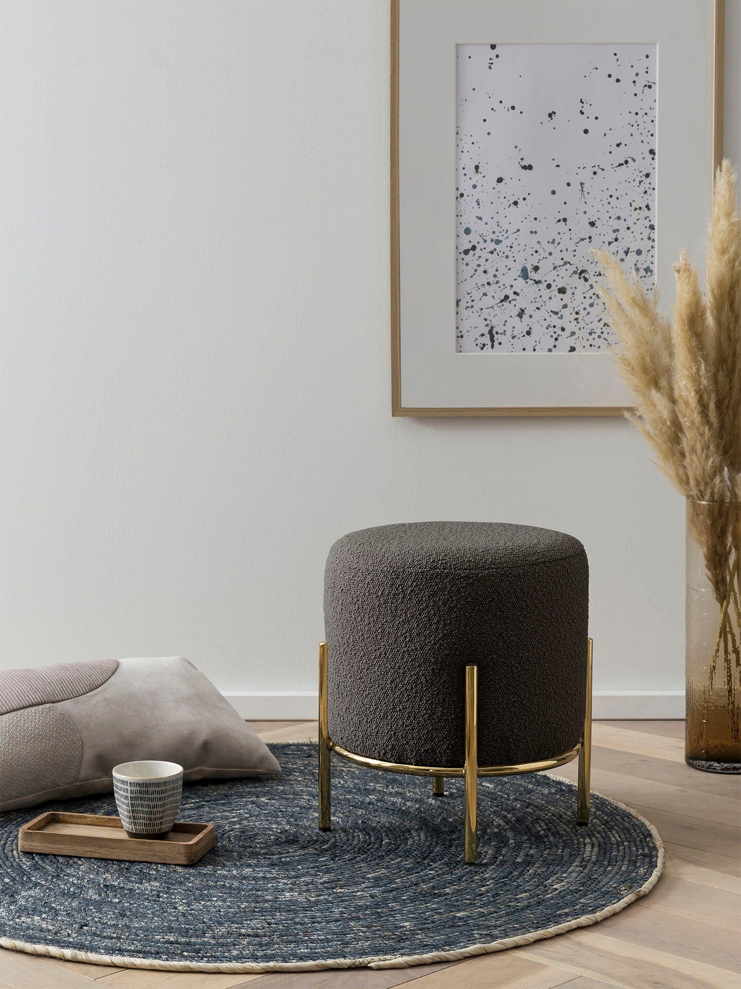 SalesFever Polsterhocker, mit Design-Gestell aus goldfarbenem günstig online kaufen