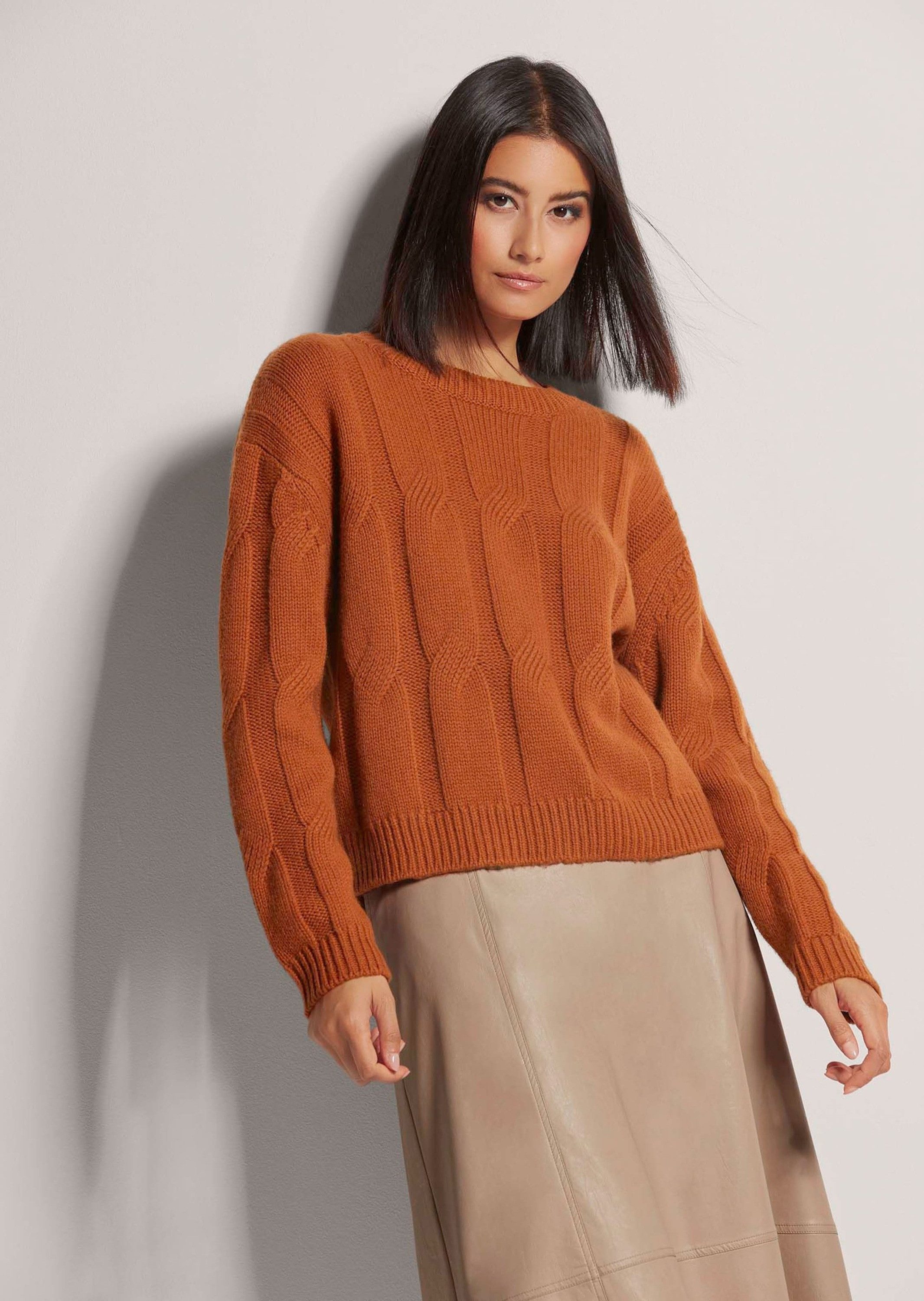Strickpullover Kurzer Rollkragen-Pullover mit Zopfmuster