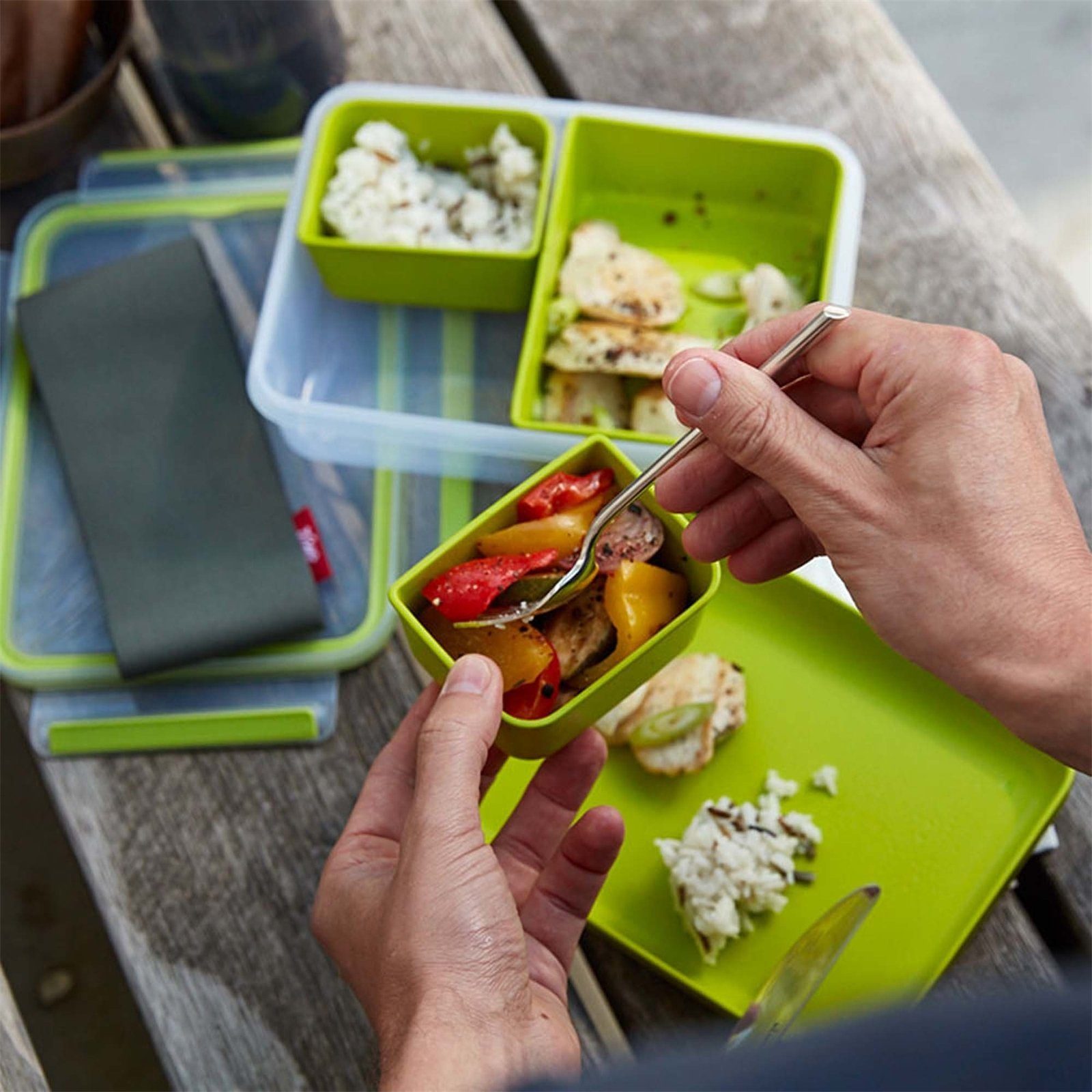 Emsa Lunchbox Lunchbox mit Einsätzen Clip Go, Kunststoff, (6-tlg., Box mit Deckel, 4 verschiedene Einsätze und Gummi)