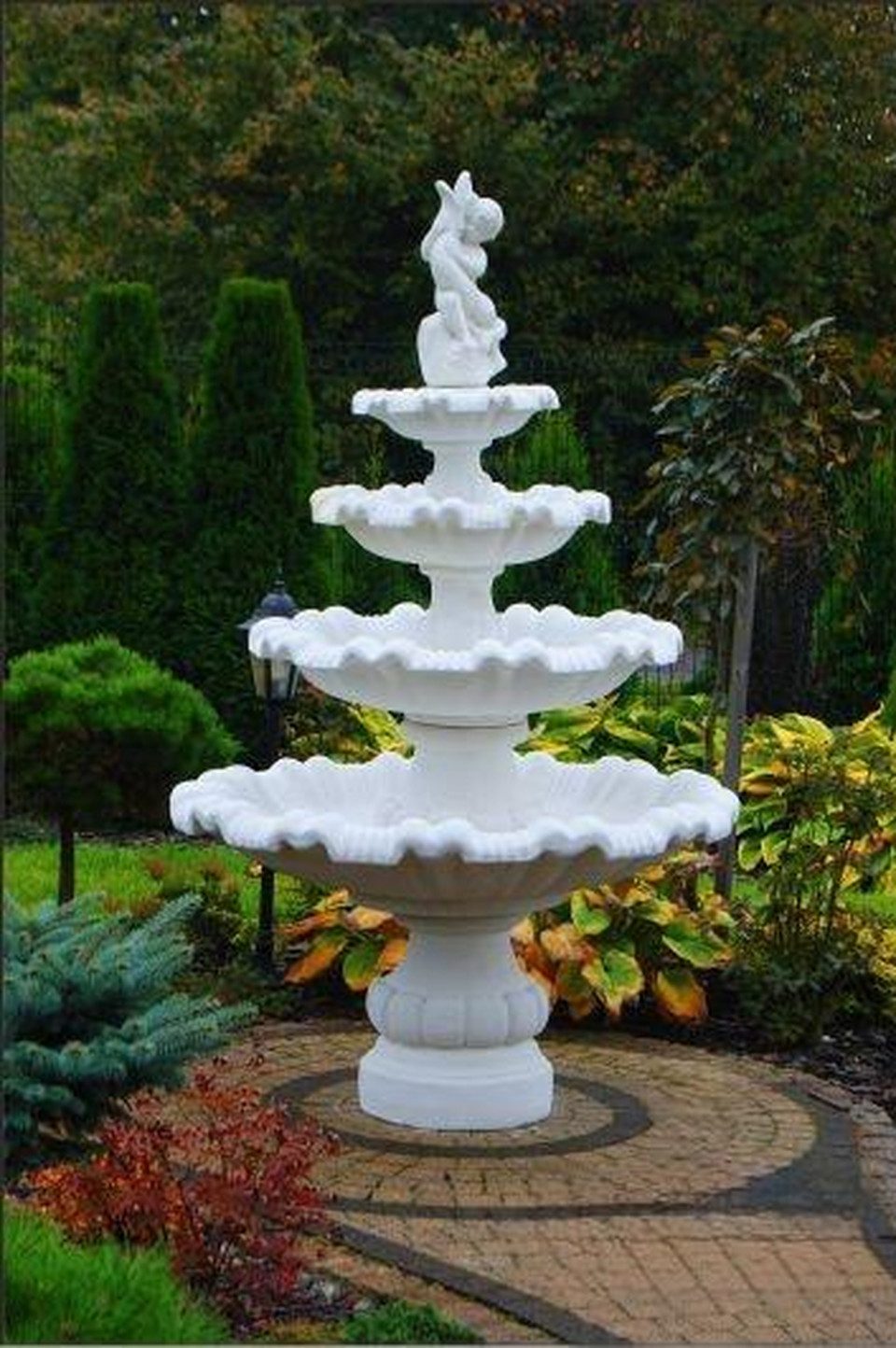 JVmoebel Gartenbrunnen Handgefertigter Zierbrunnen aus Stein für den Garten, (1 tlg), Made in Europa