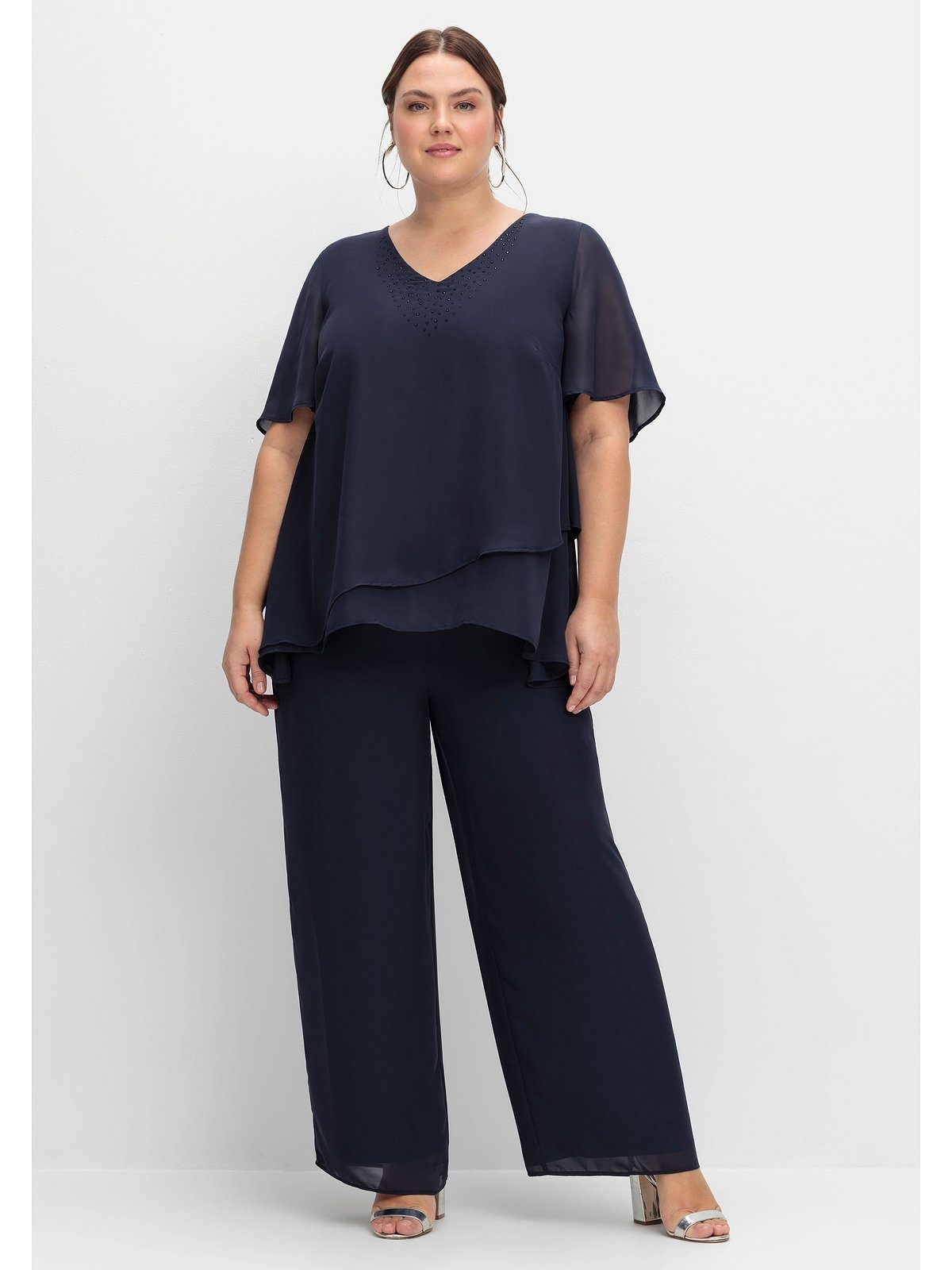 Sheego Jumpsuit Große Größen im Lagenlook, mit weitem Bein