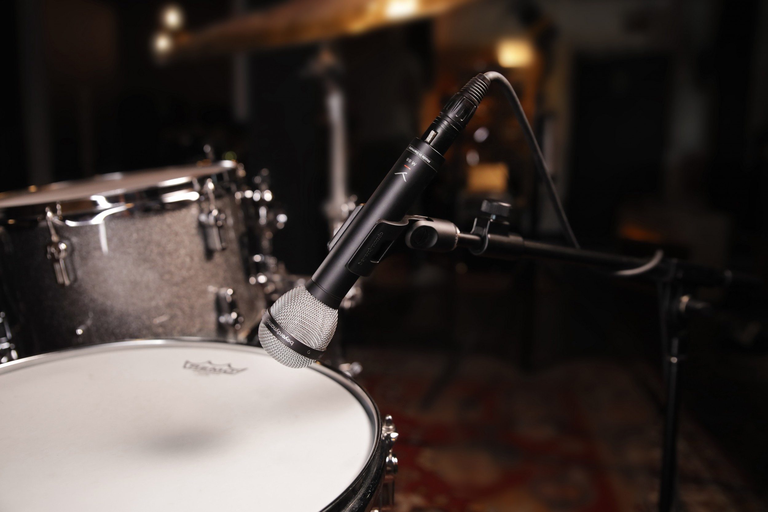 beyerdynamic Mikrofon M 88, Dynamisches Tauchspulenmikrofon (Hyperniere)