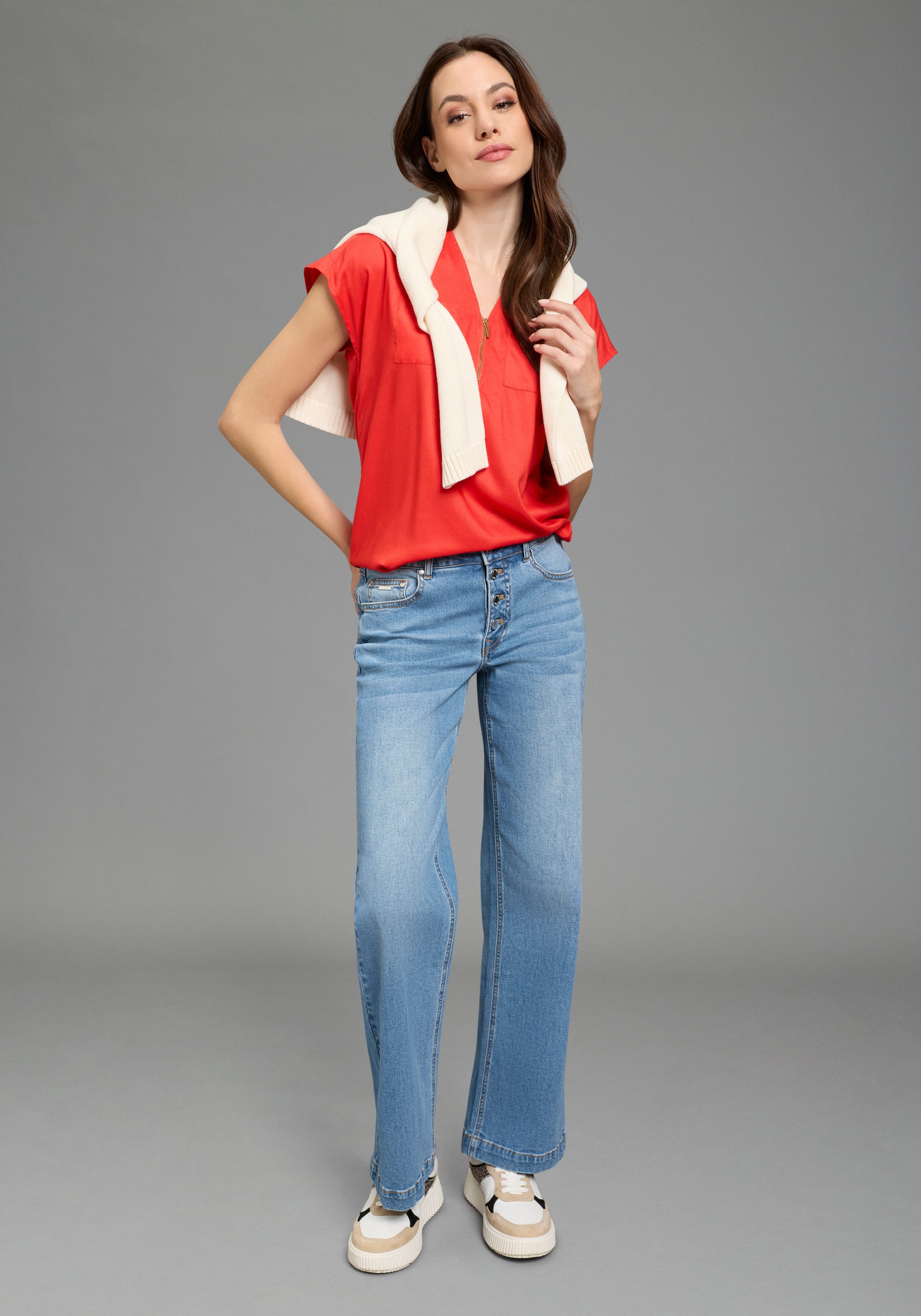 Bruno Banani Weite Jeans mit Elasthan-Anteil, aus Baumwollmaterial – Bild 4 von 5